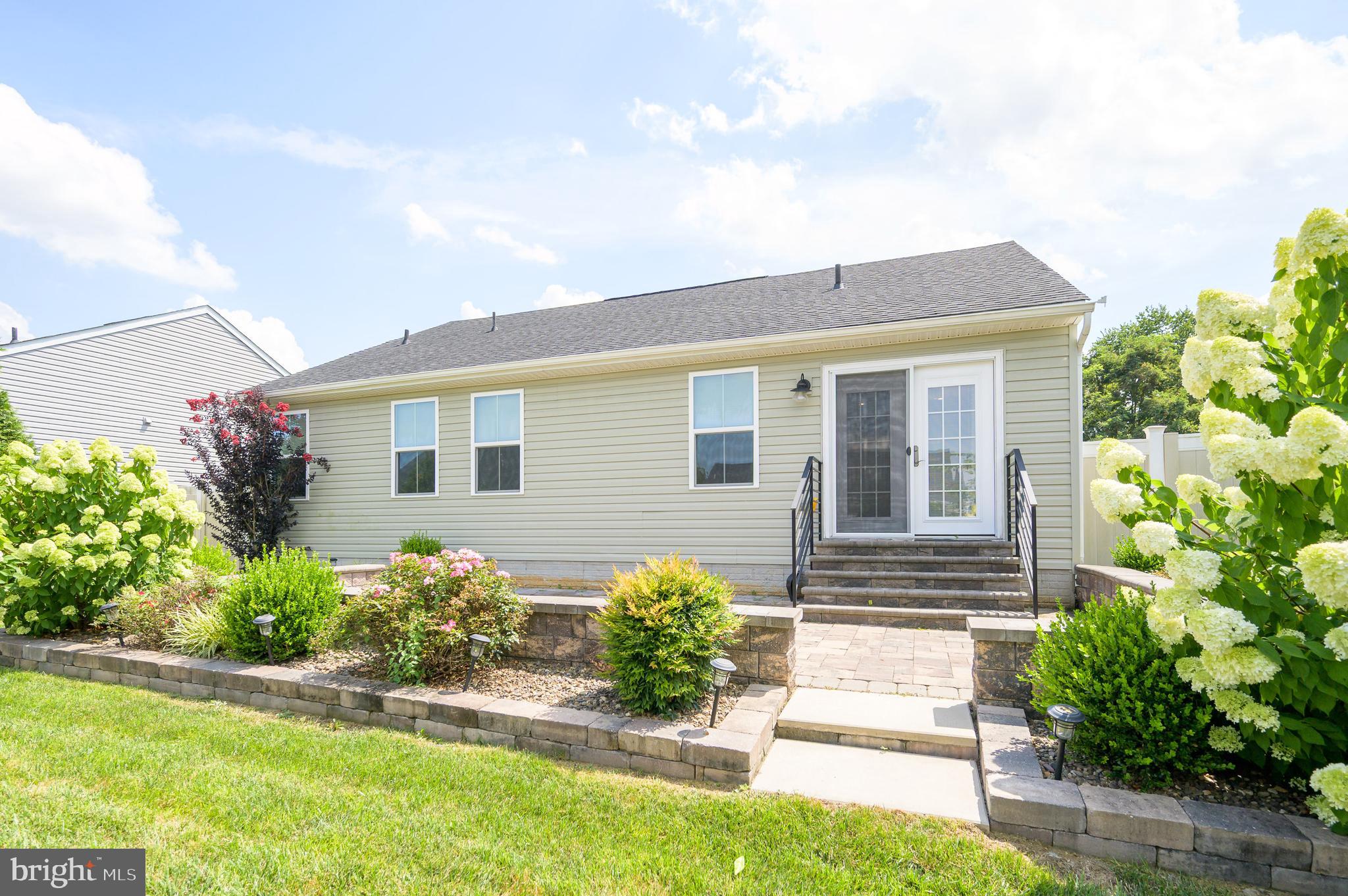 THE LAKES AT MARTINSBURG - Residential