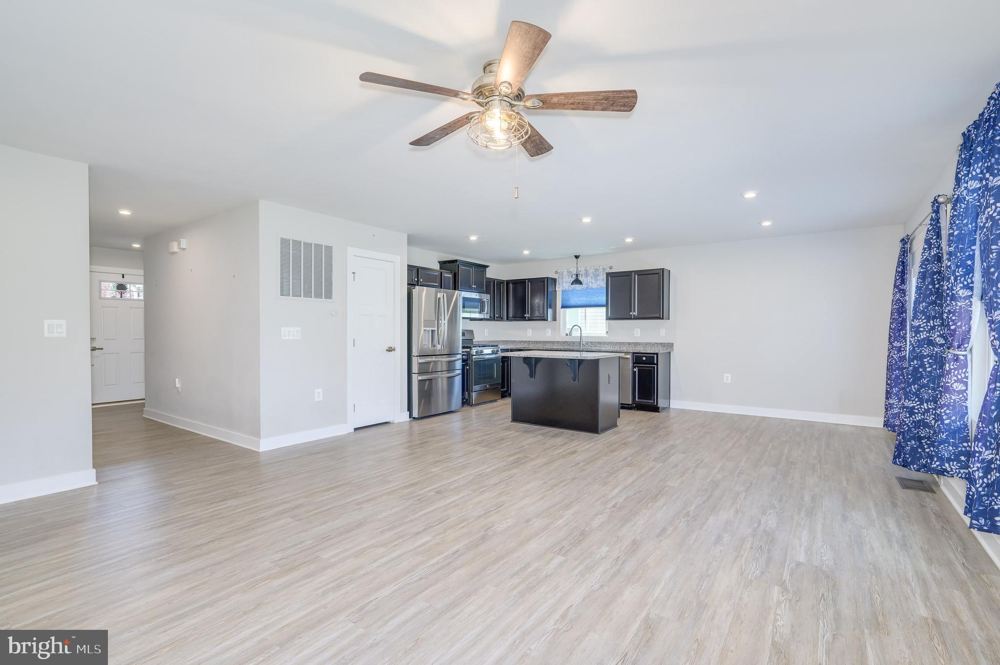 THE LAKES AT MARTINSBURG - Residential