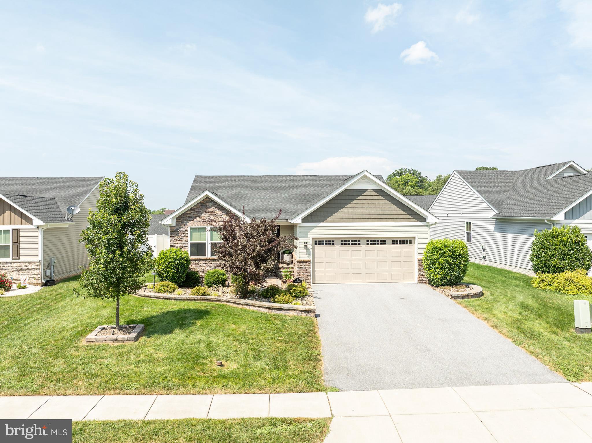 THE LAKES AT MARTINSBURG - Residential