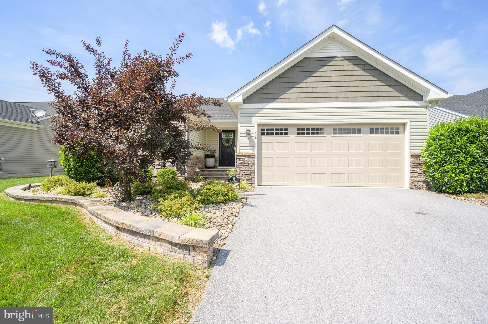 THE LAKES AT MARTINSBURG - Residential