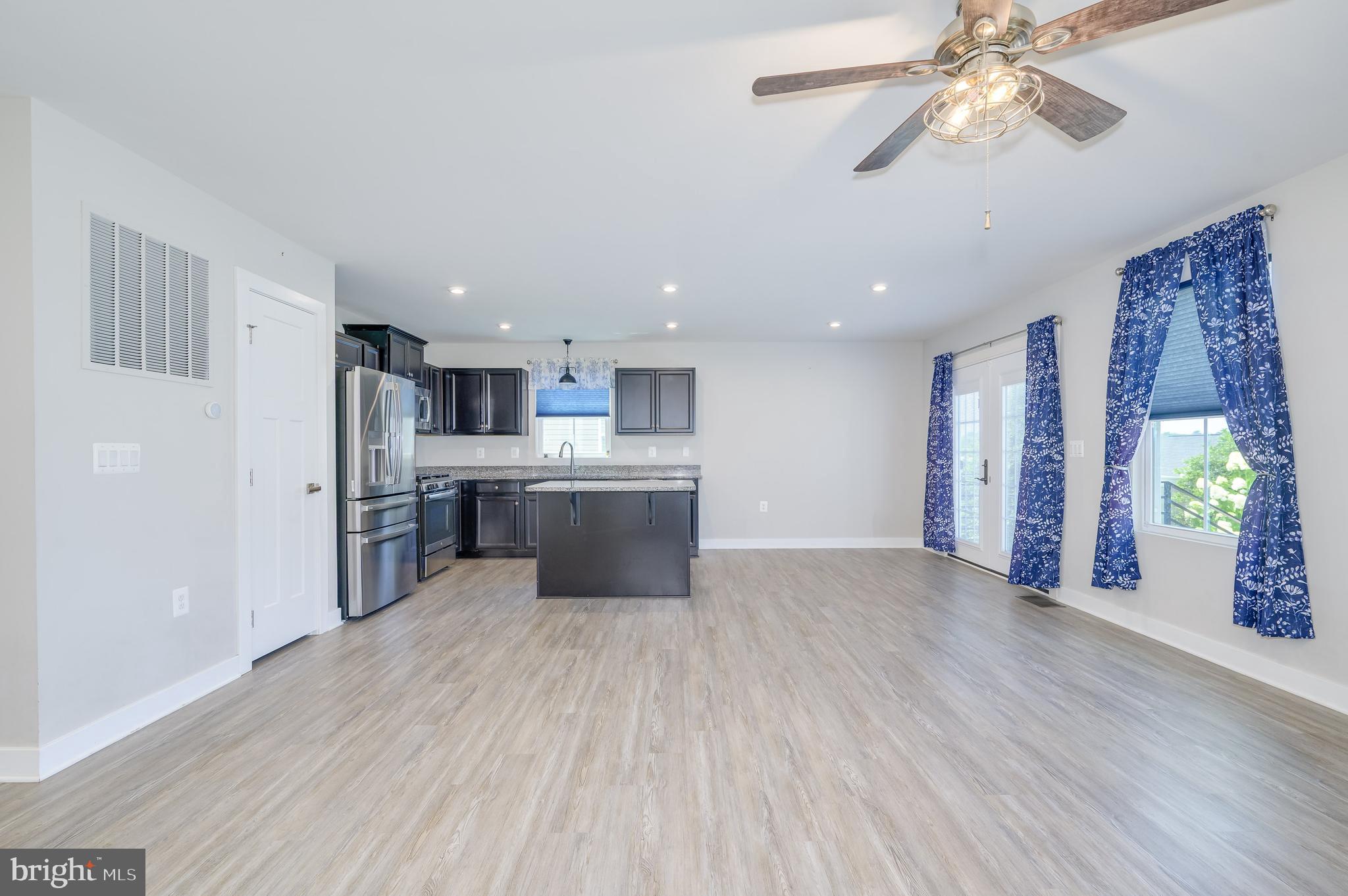 THE LAKES AT MARTINSBURG - Residential