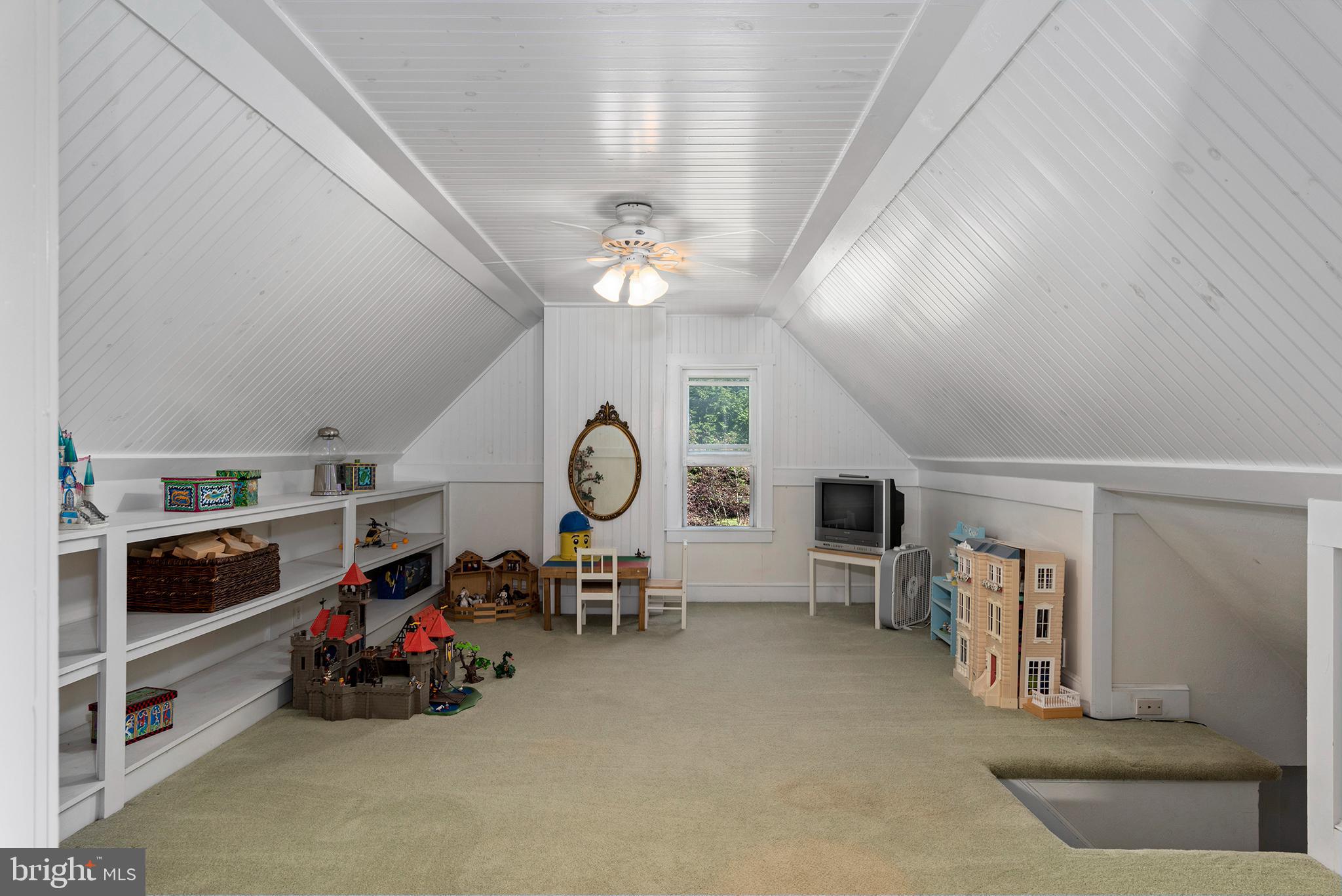 PERRYVILLE - Residential