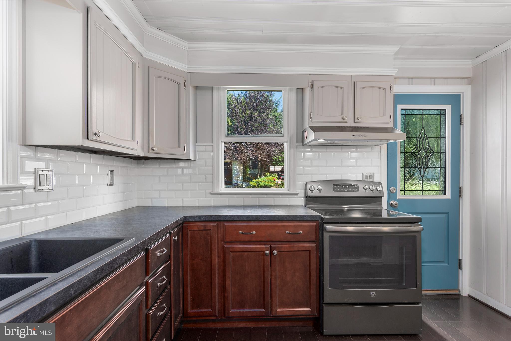 PERRYVILLE - Residential