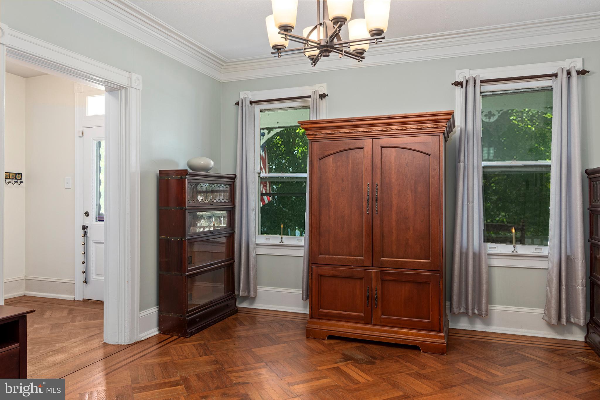 PERRYVILLE - Residential