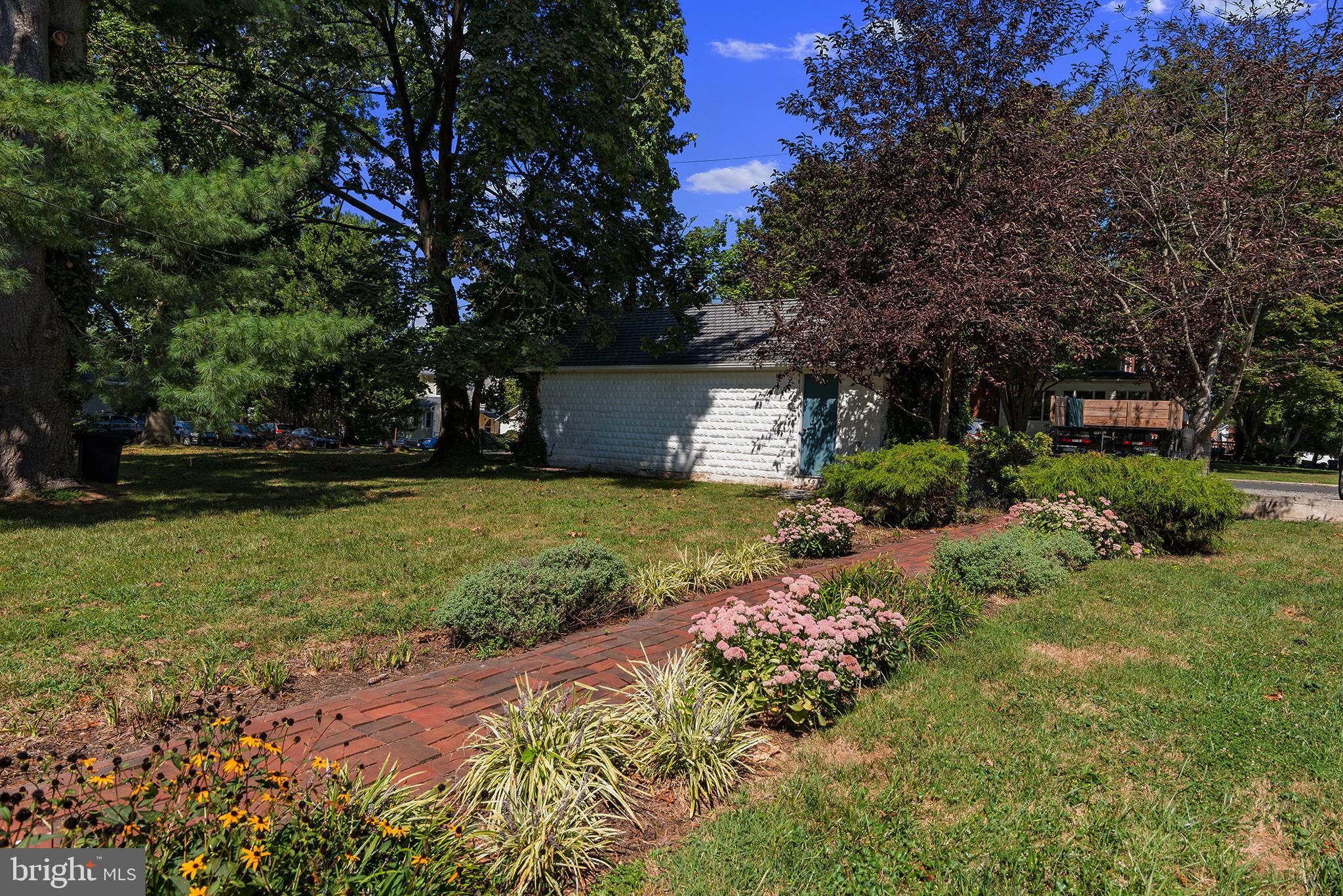 PERRYVILLE - Residential