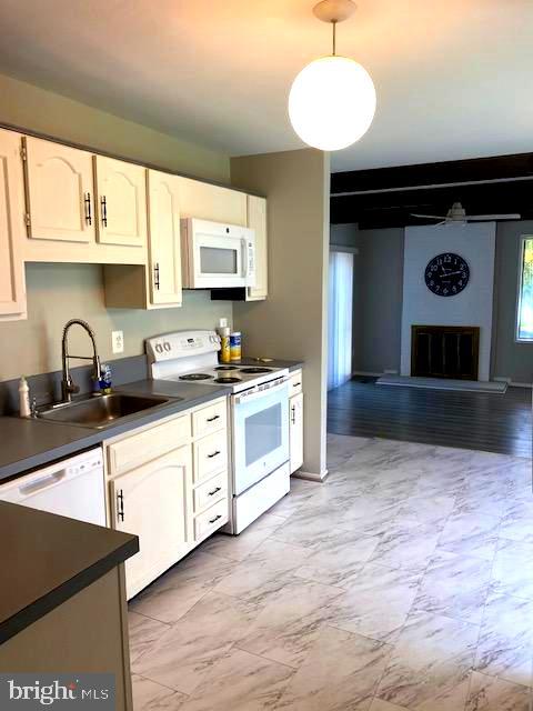 MONTGOMERY VILLAGE - Residential