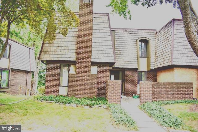 MONTGOMERY VILLAGE - Residential