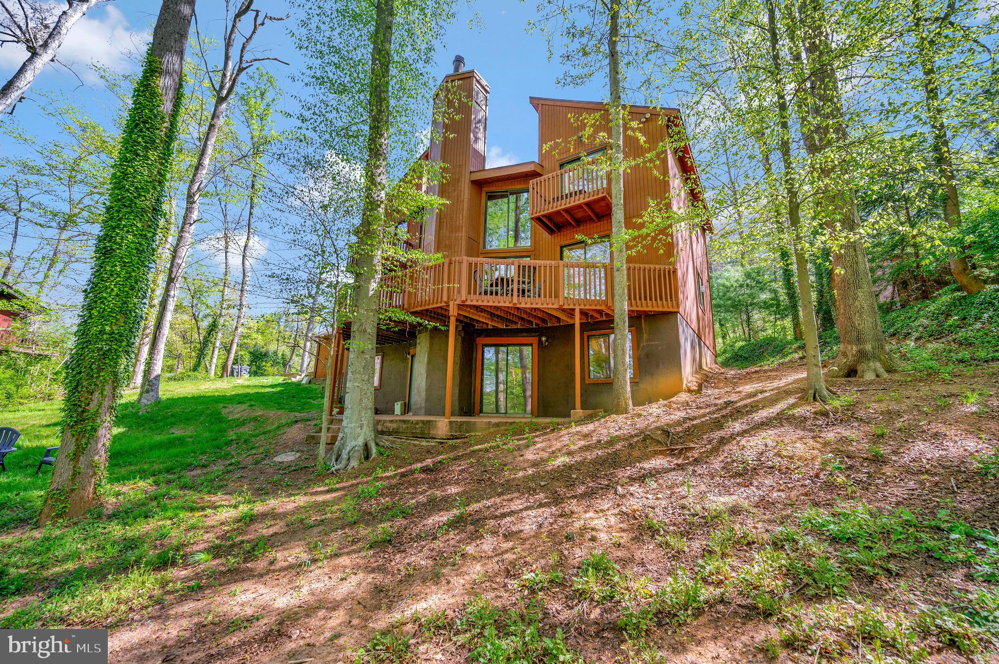 OCCOQUAN FOREST - Residential