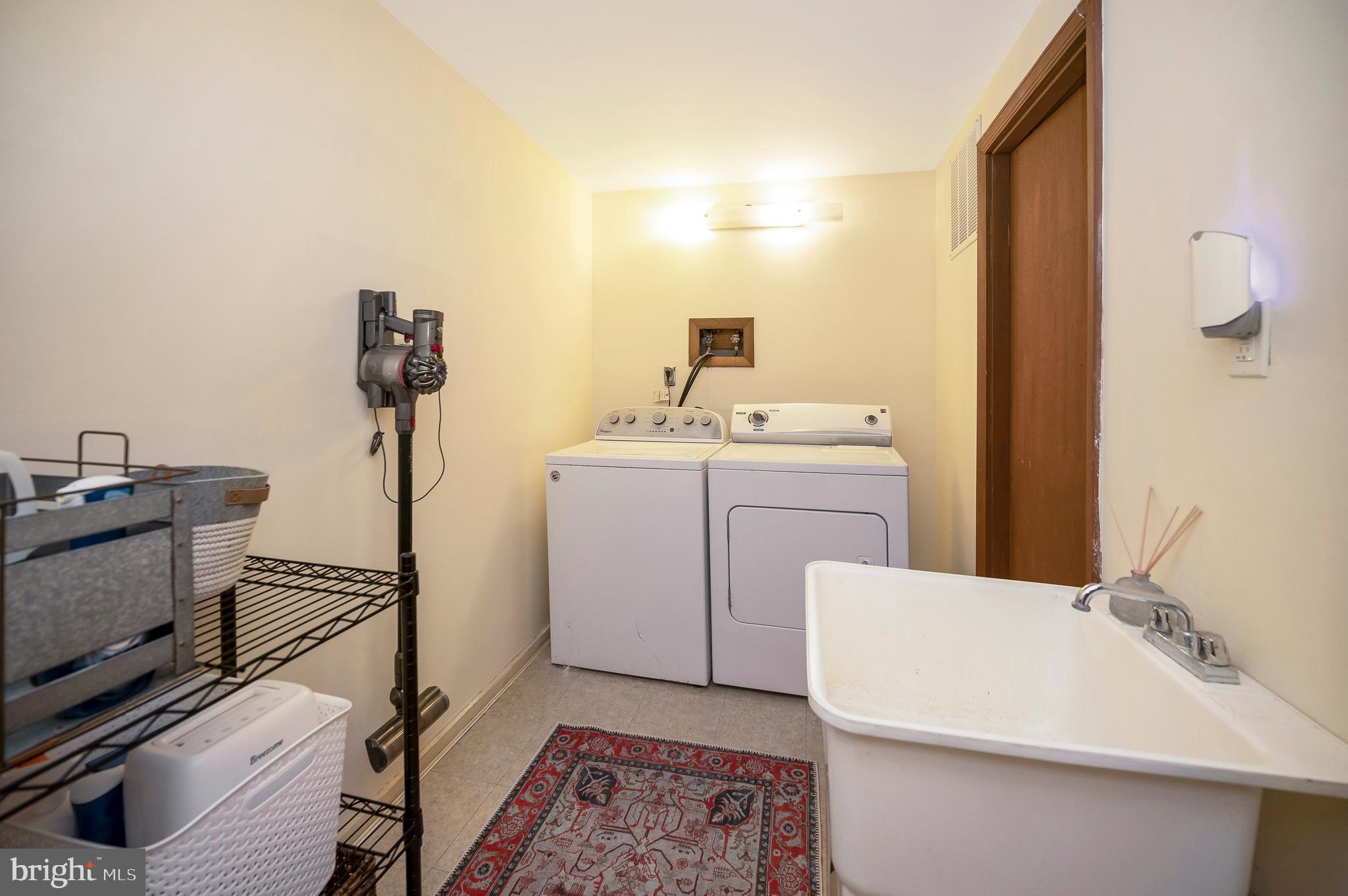 OCCOQUAN FOREST - Residential