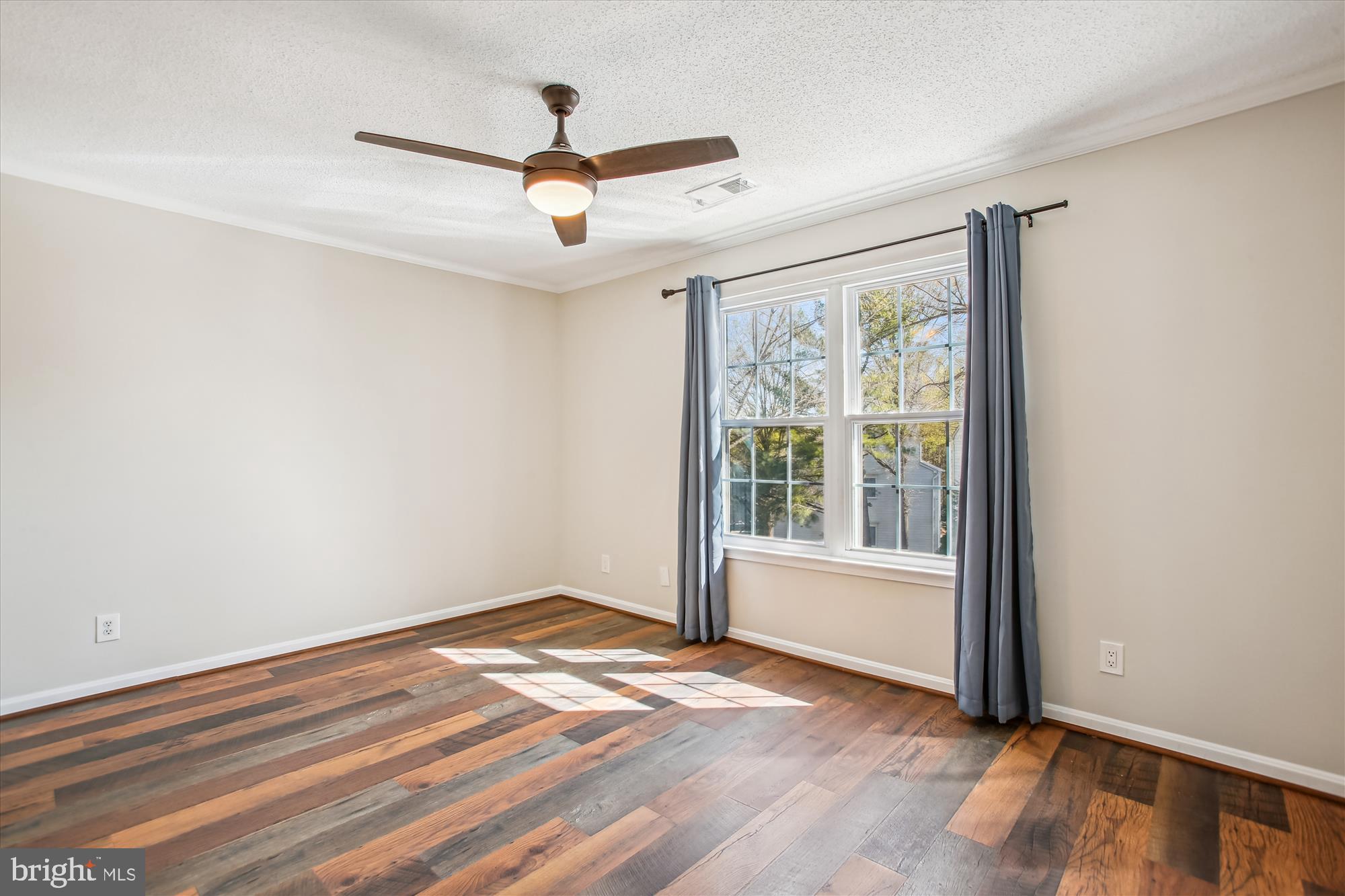 PENDERBROOK - Residential