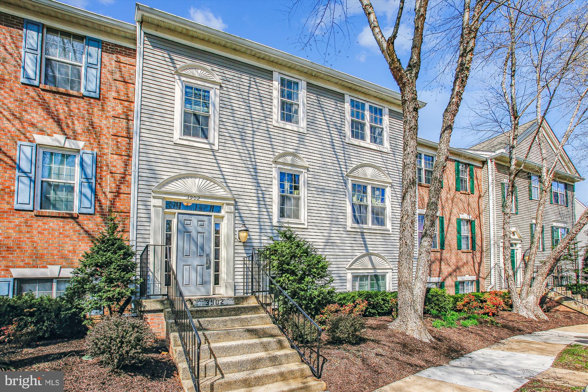 PENDERBROOK - Residential