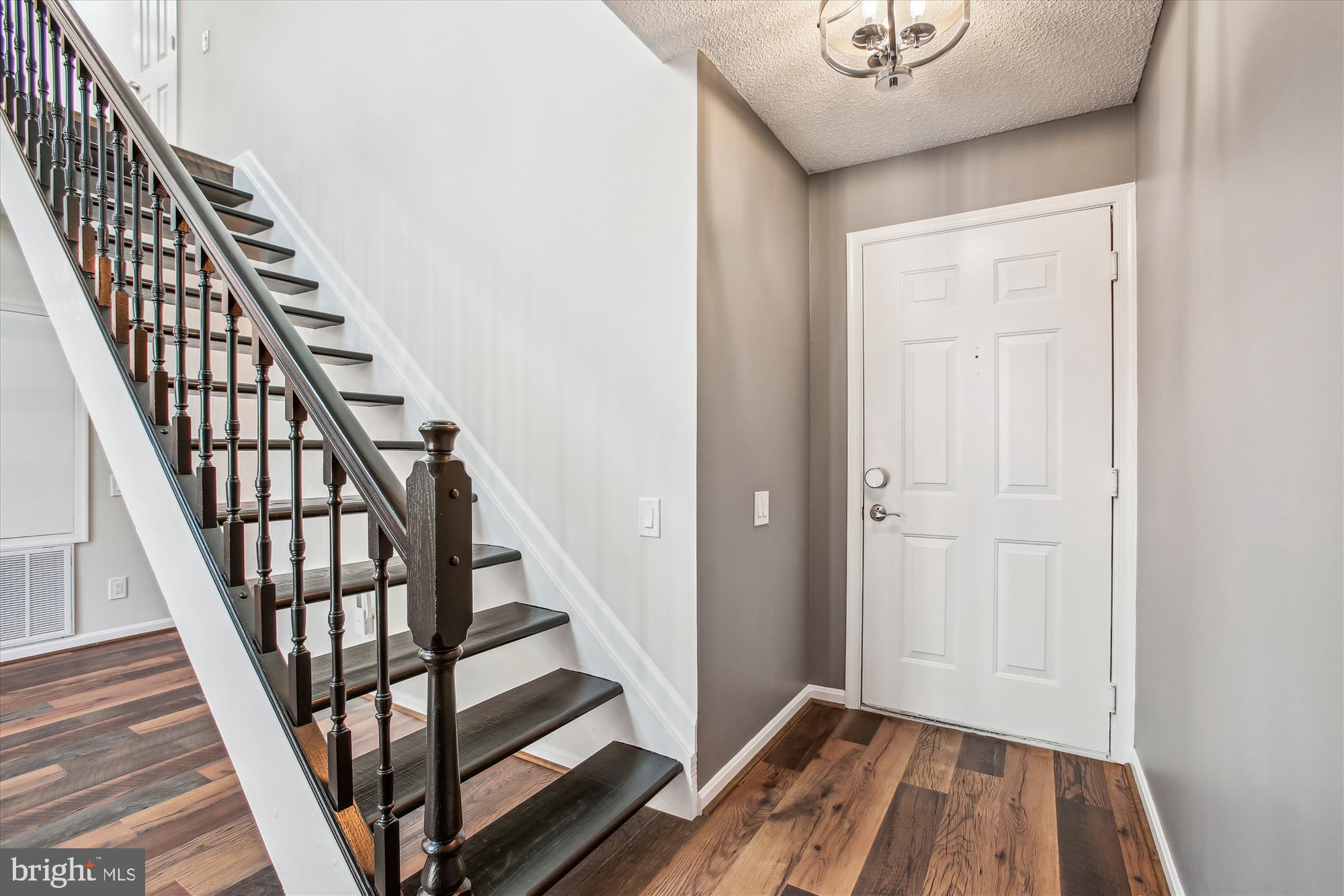 PENDERBROOK - Residential