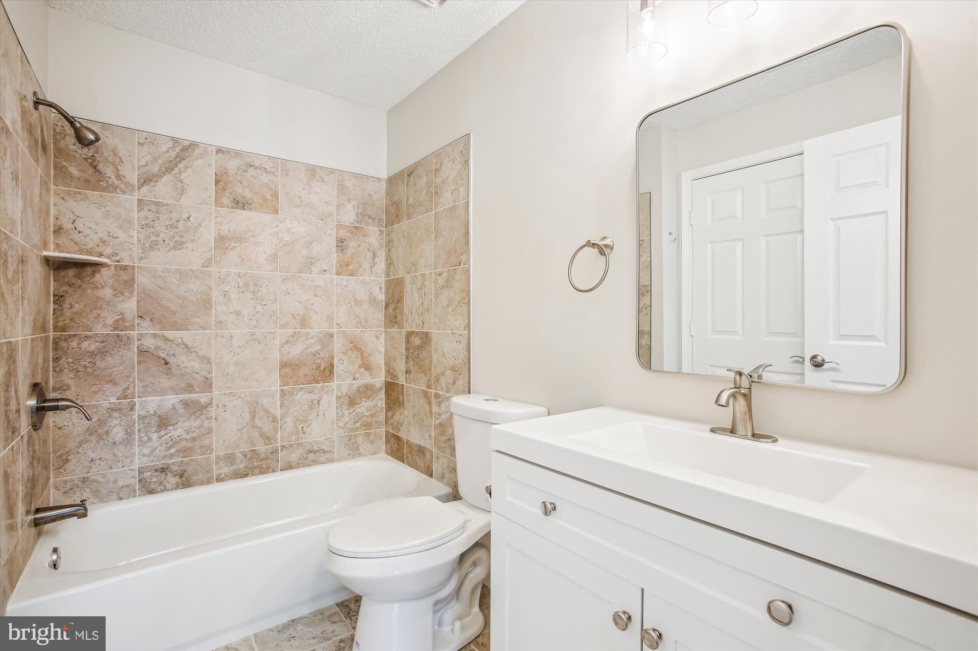 PENDERBROOK - Residential