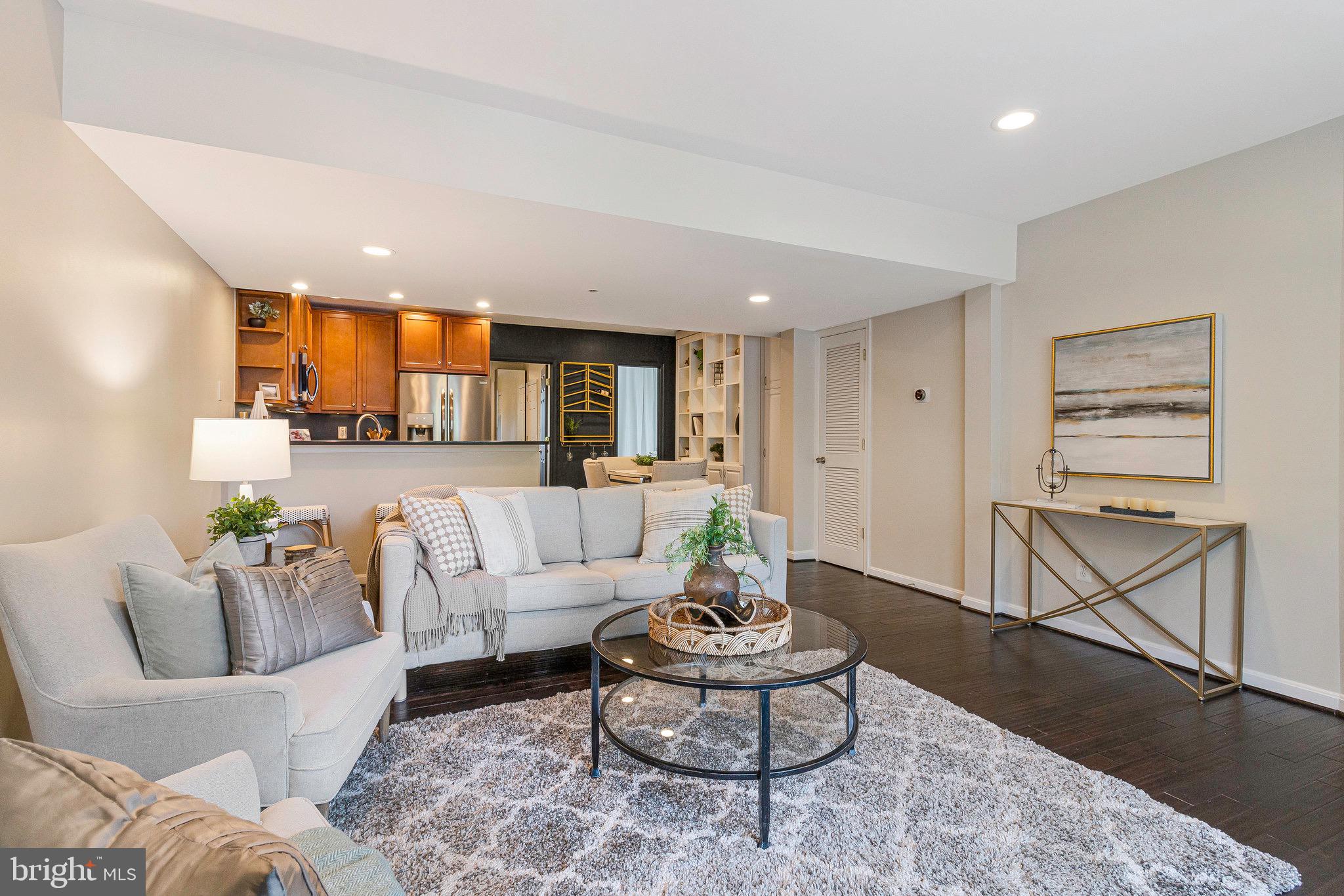1519 CONSTITUTION NE 101