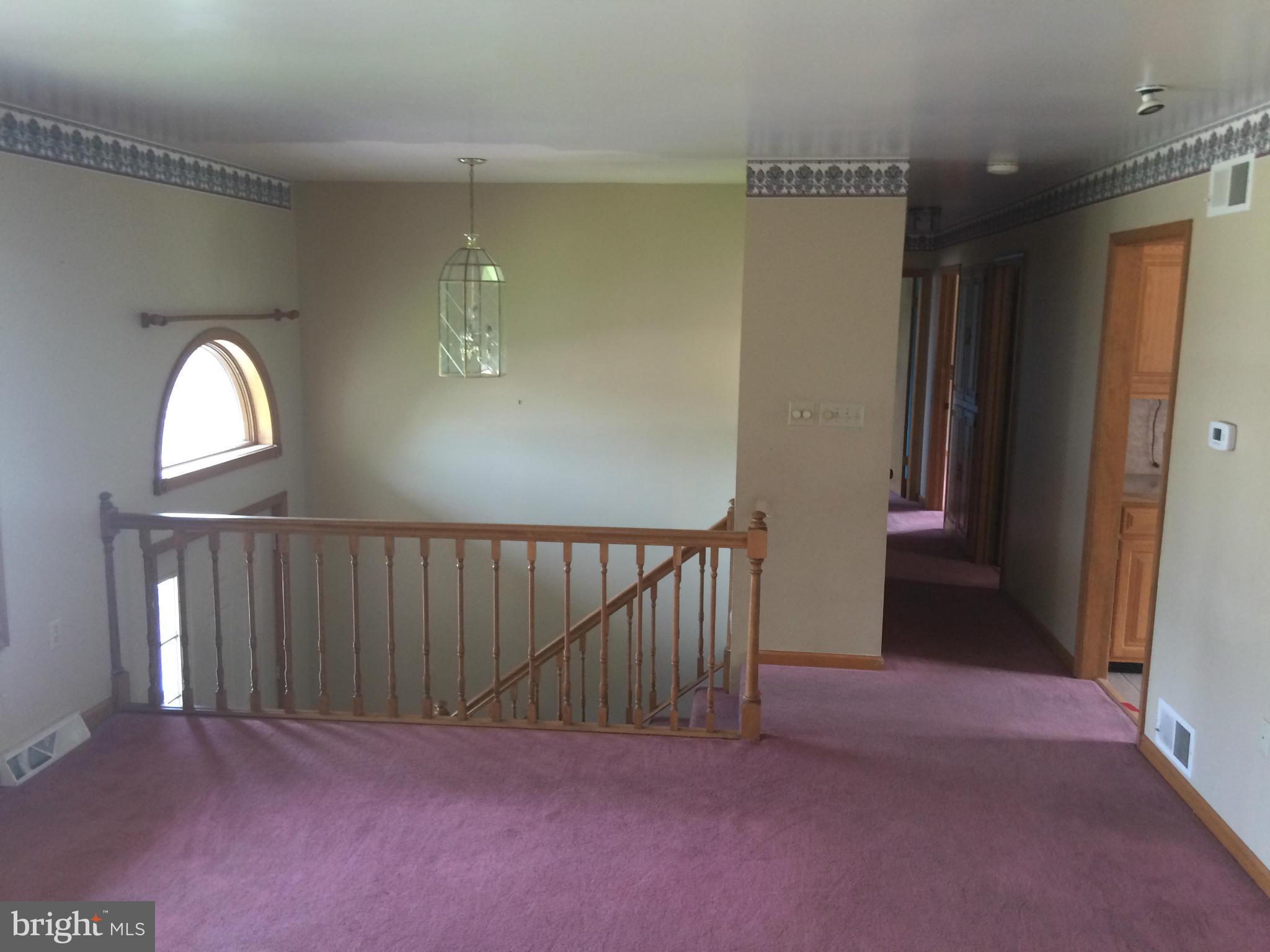 LAURICH HILLS - Residential