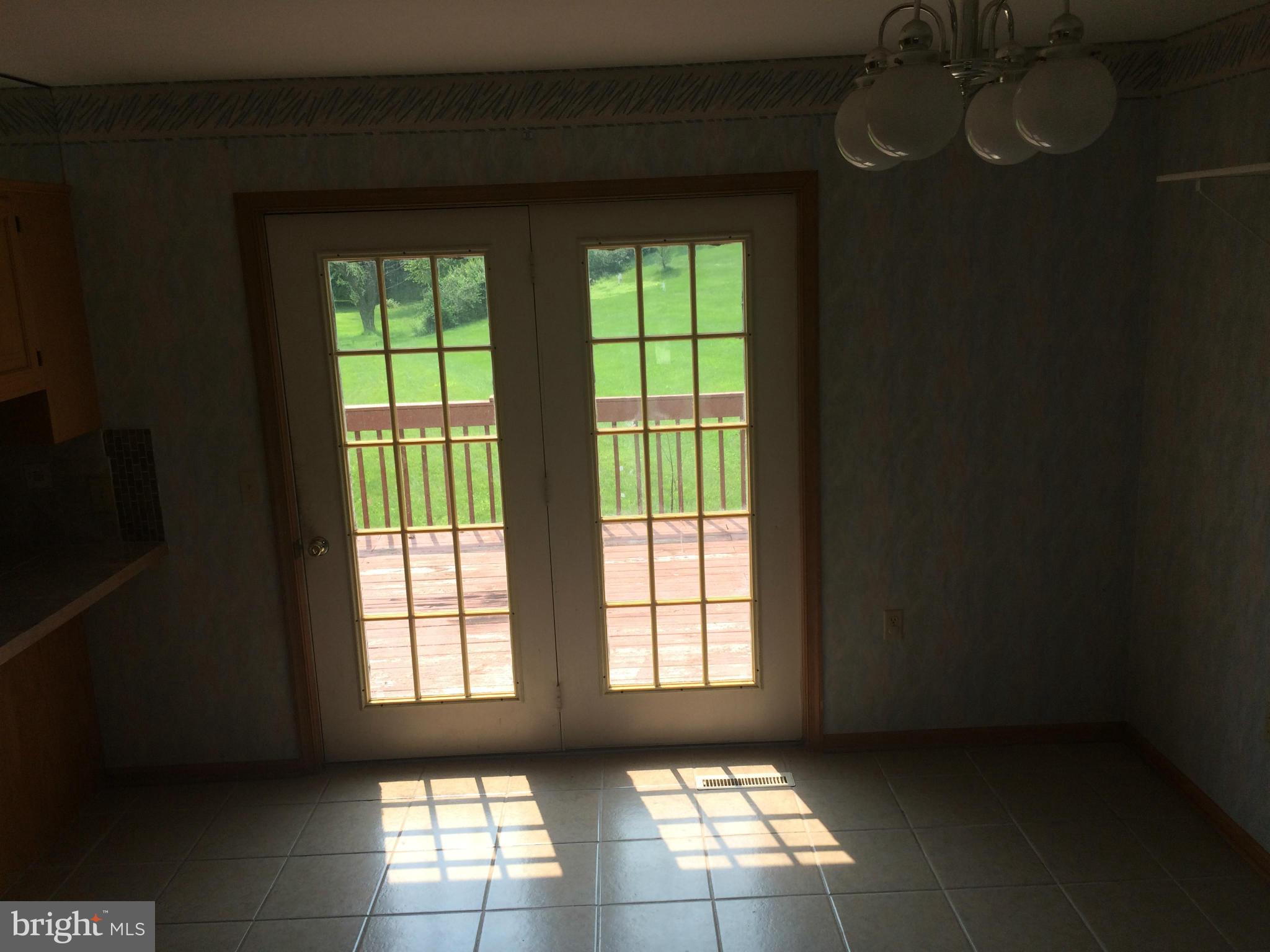 LAURICH HILLS - Residential