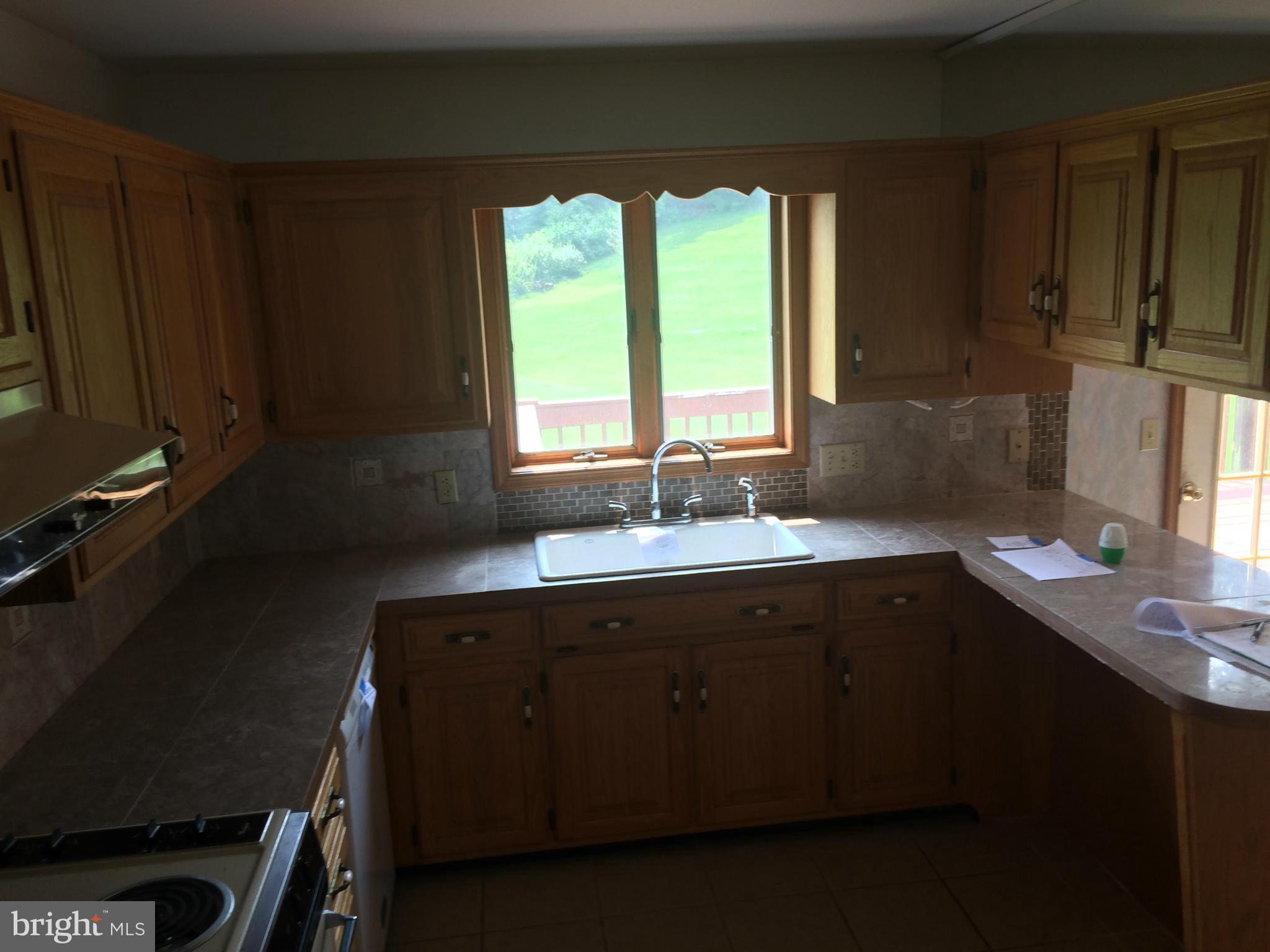 LAURICH HILLS - Residential