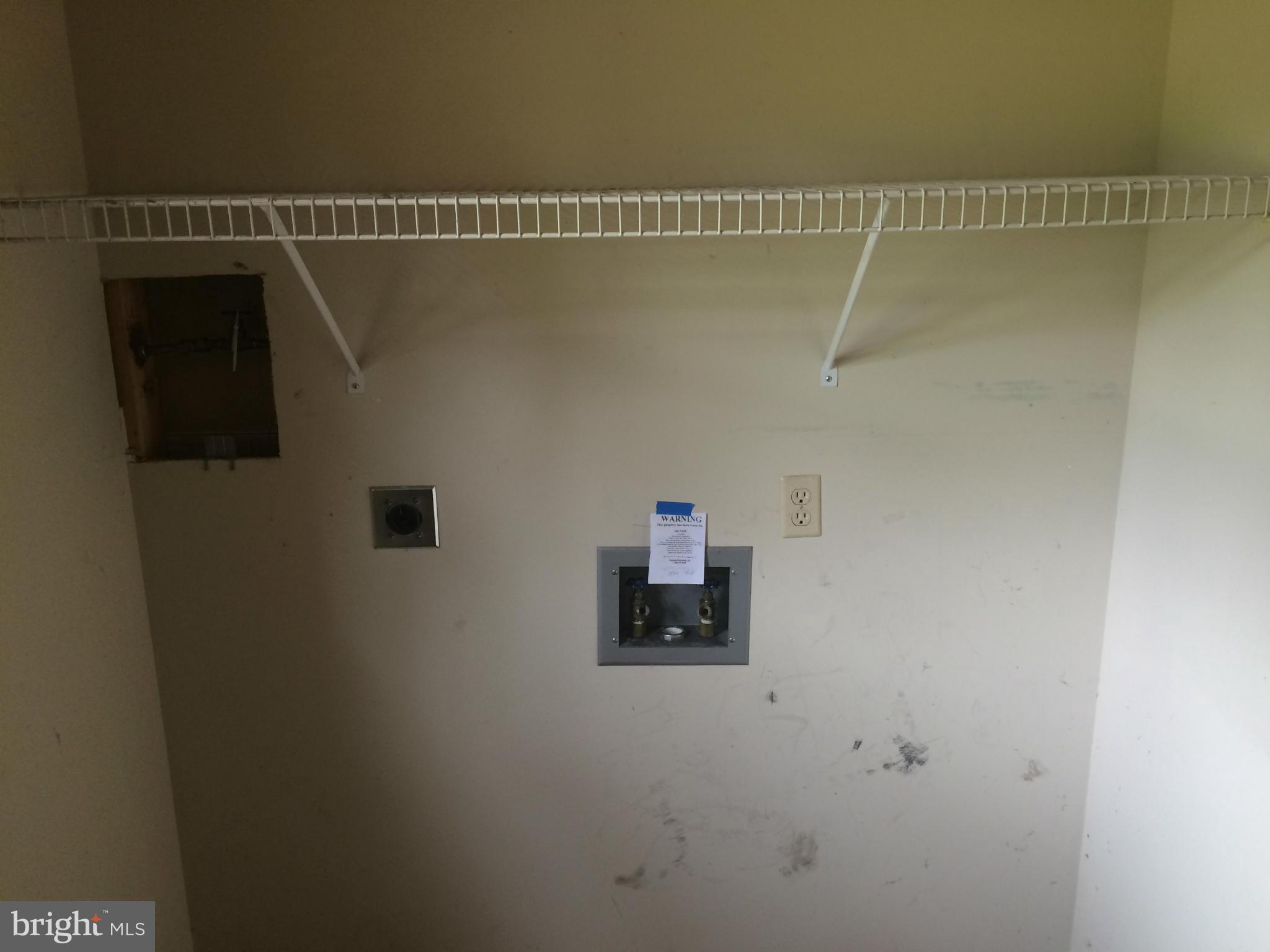 LAURICH HILLS - Residential