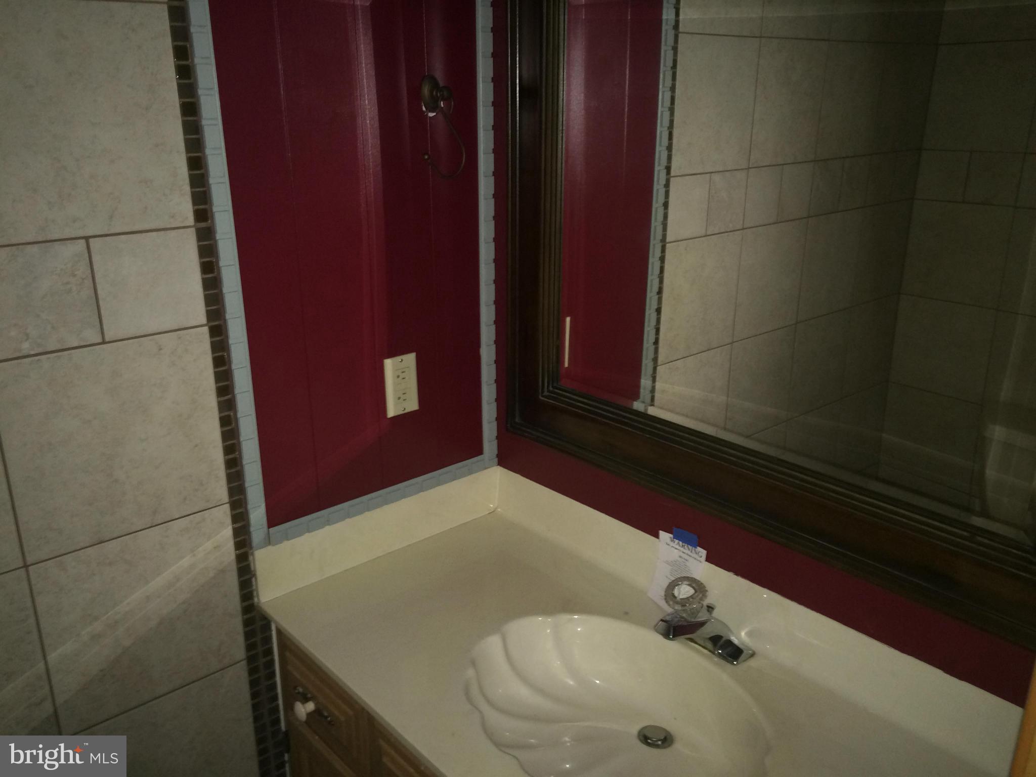 LAURICH HILLS - Residential