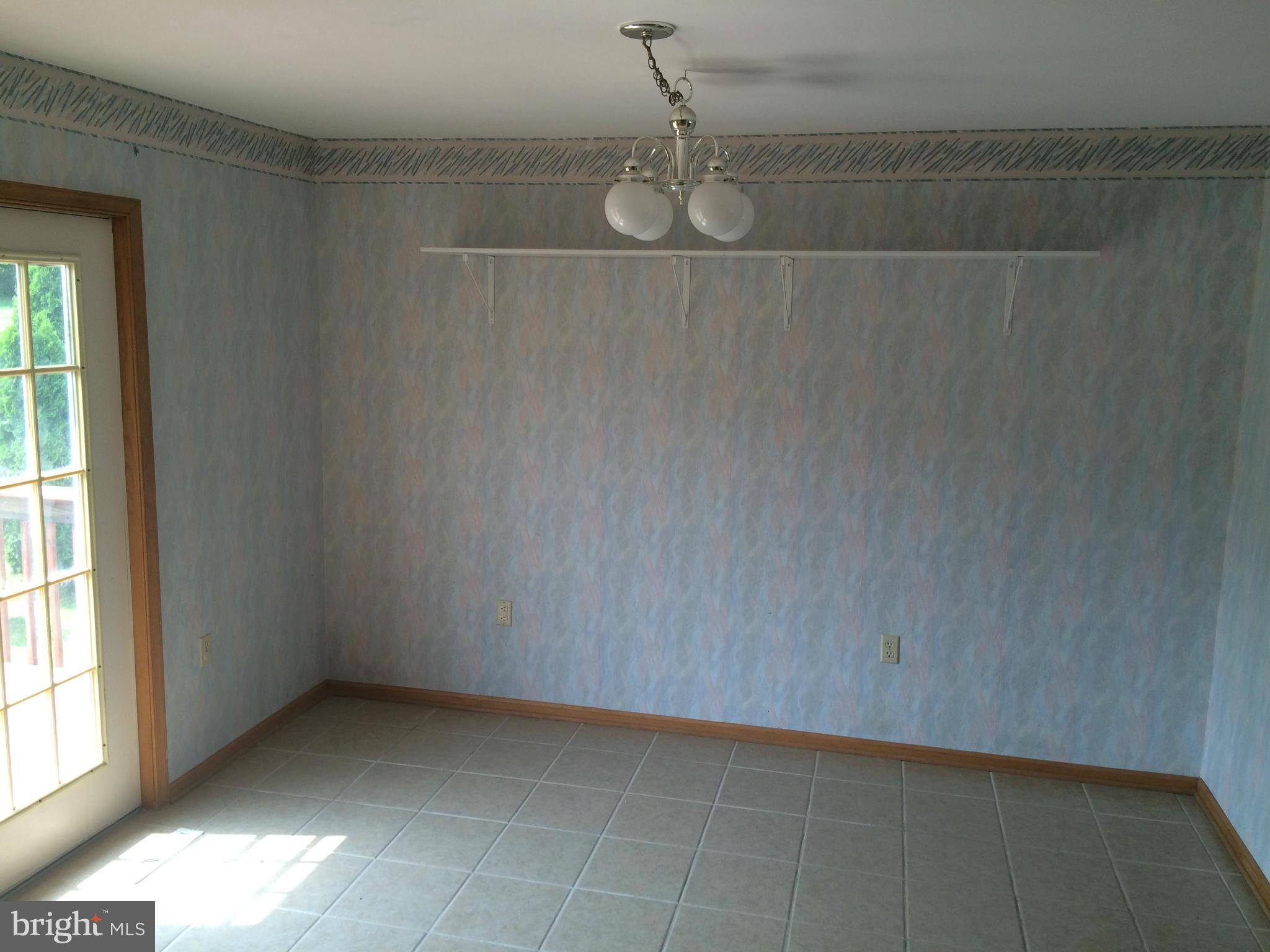 LAURICH HILLS - Residential