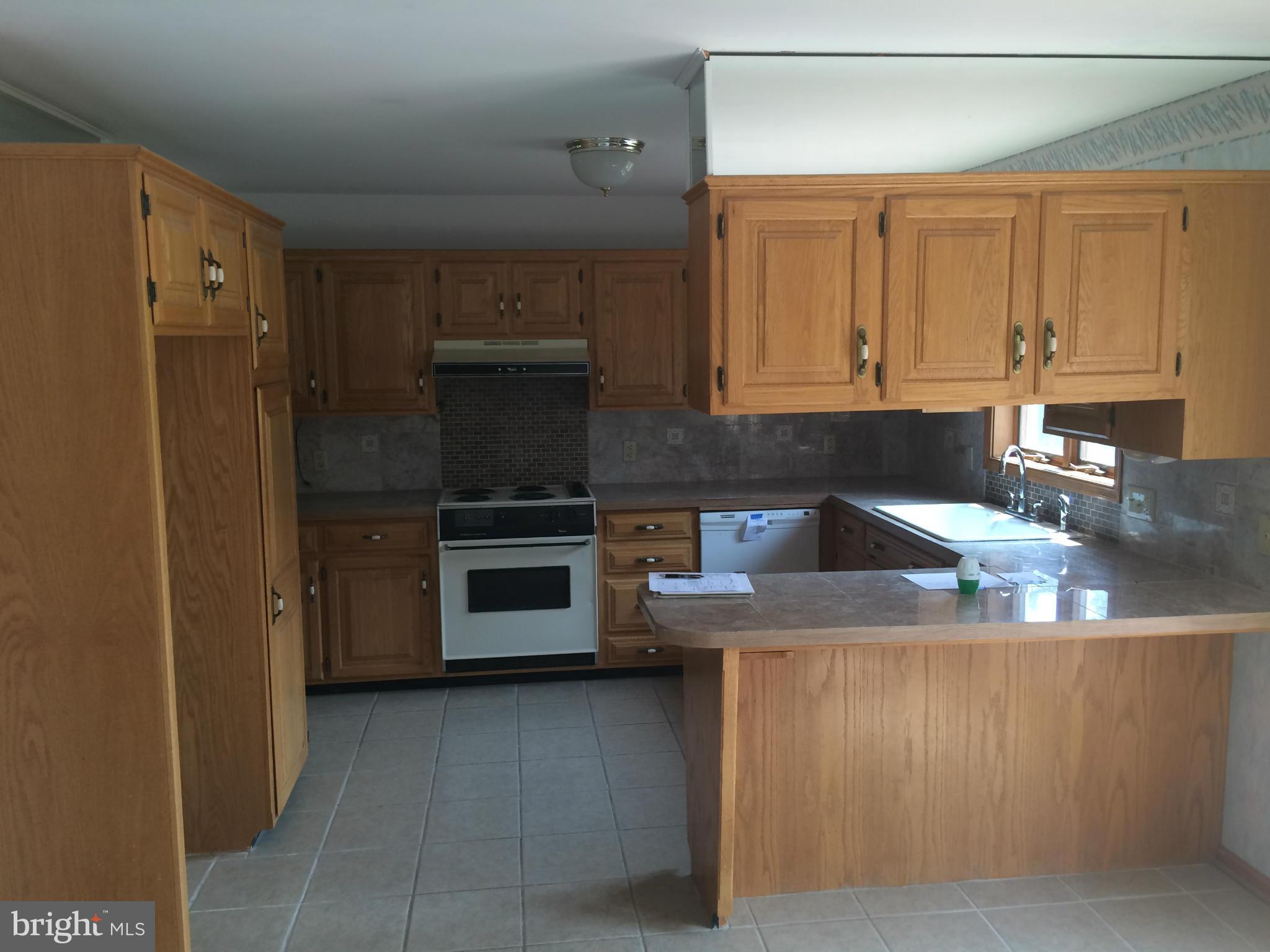 LAURICH HILLS - Residential