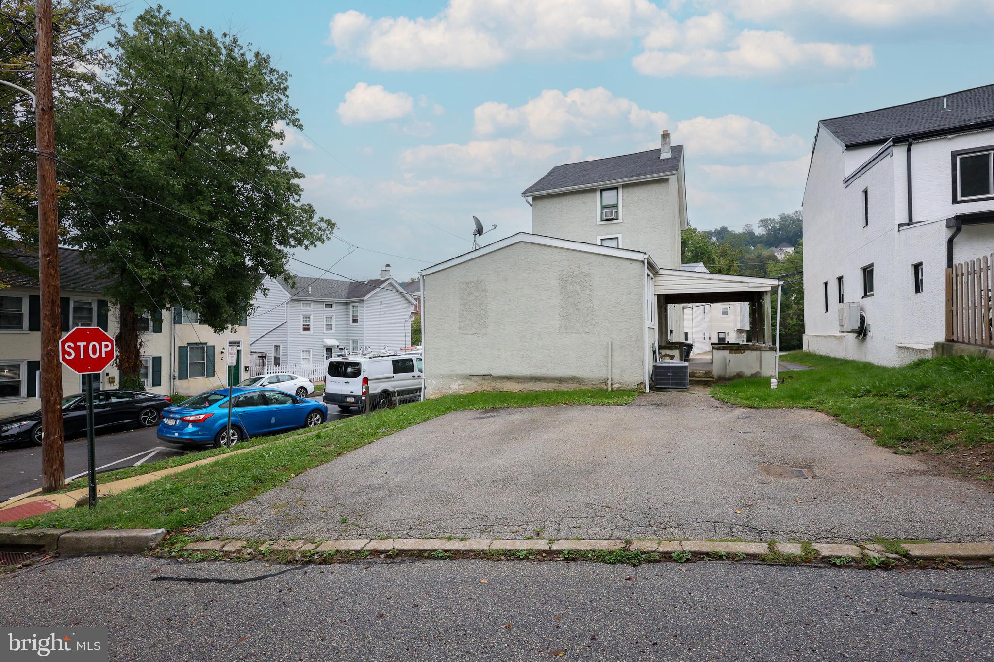 CONSHOHOCKEN - Residential Lease