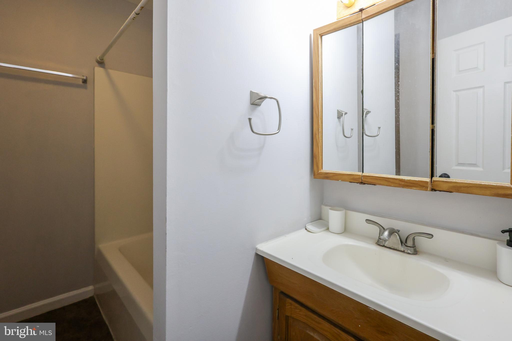 CONSHOHOCKEN - Residential Lease