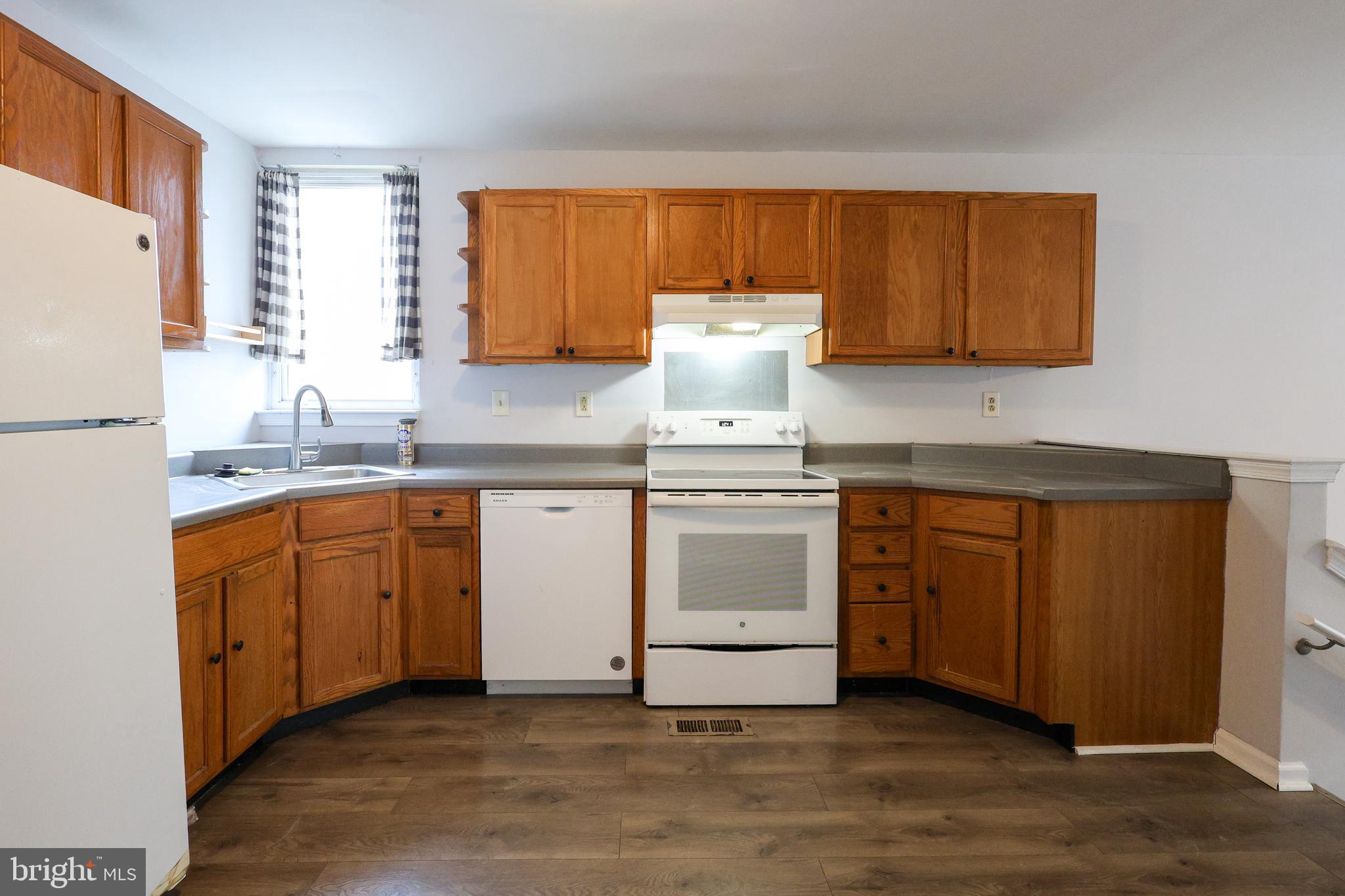 CONSHOHOCKEN - Residential Lease