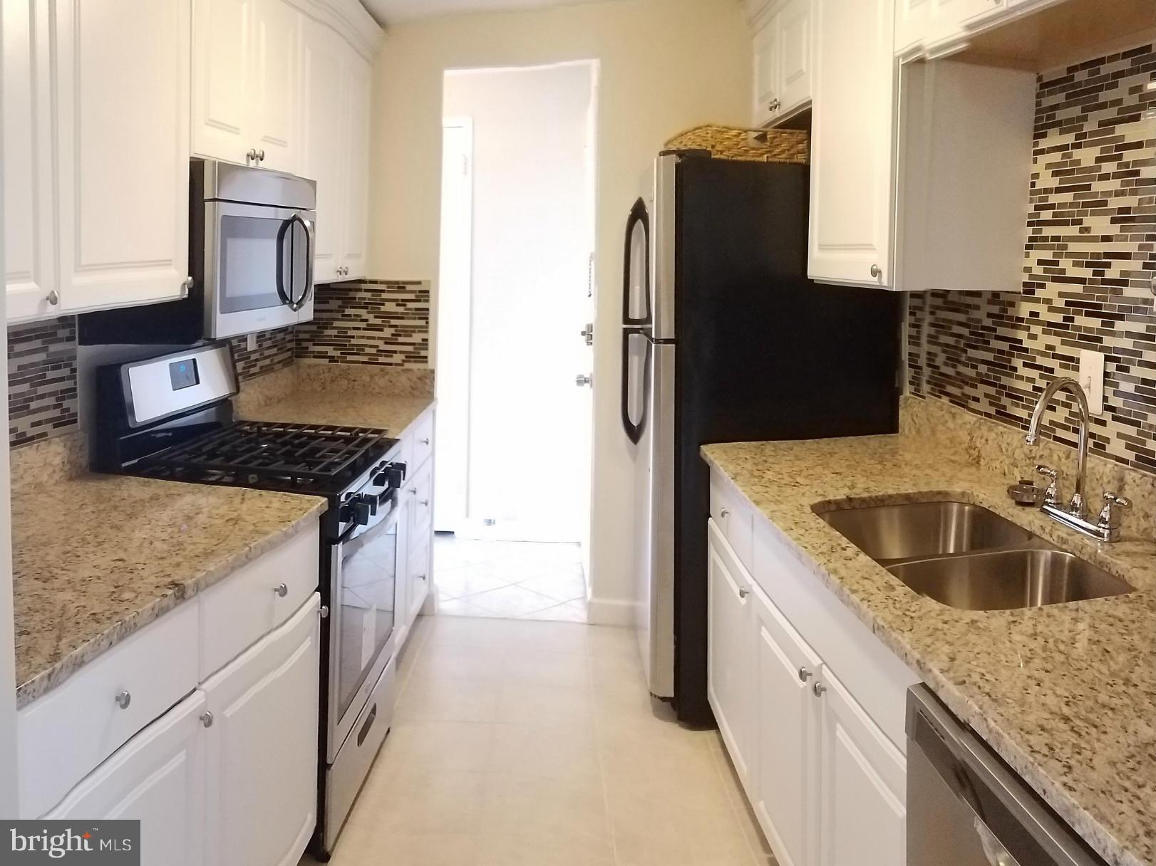 FORTY SIX HUNDRED - Residential Lease