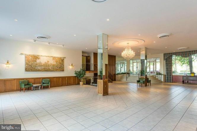 FORTY SIX HUNDRED - Residential Lease