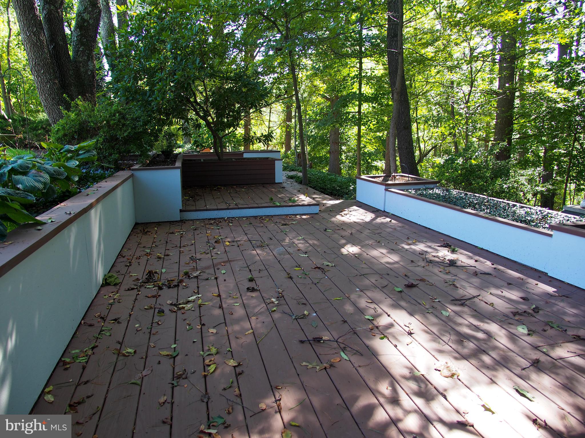 FLICKERWOOD - Residential