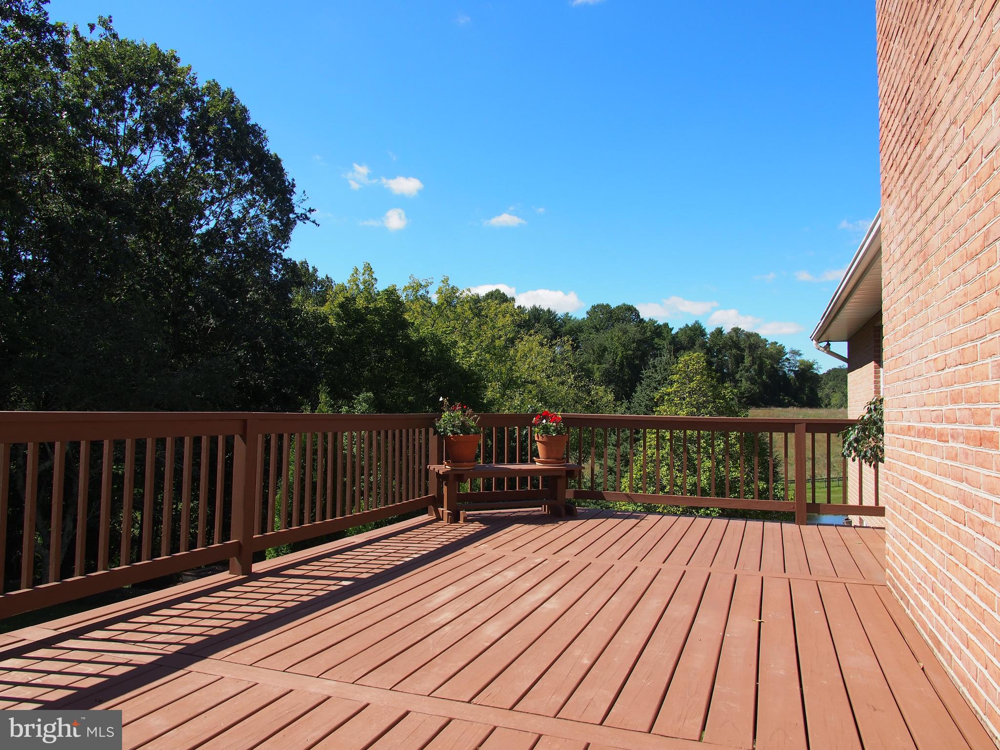 FLICKERWOOD - Residential