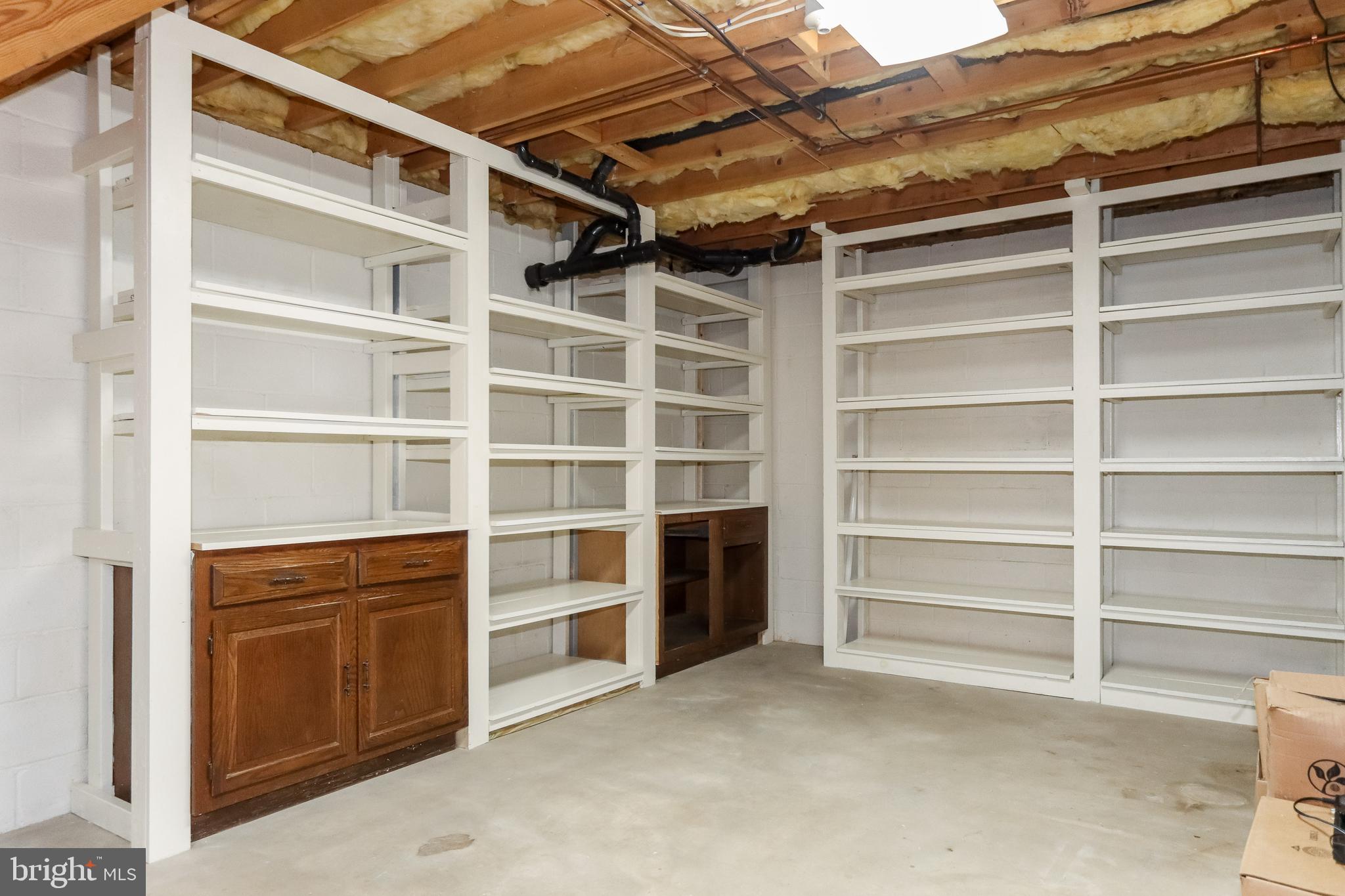 FLICKERWOOD - Residential