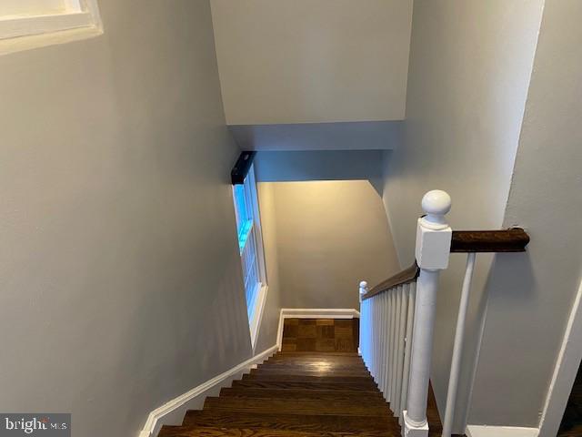 PARK  FAIRFAX - Residential Lease