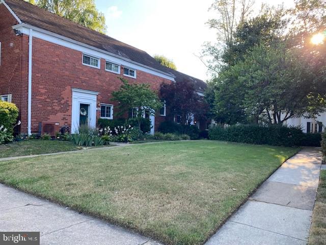 PARK  FAIRFAX - Residential Lease