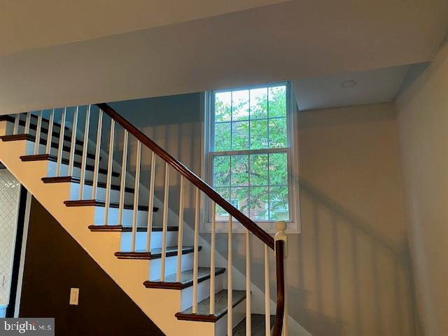 PARK  FAIRFAX - Residential Lease