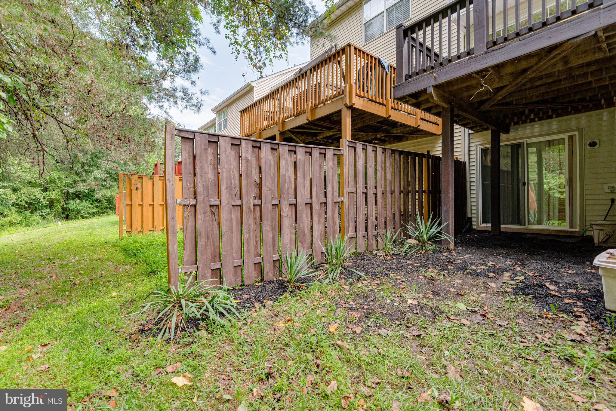 SEVEN OAKS - Residential