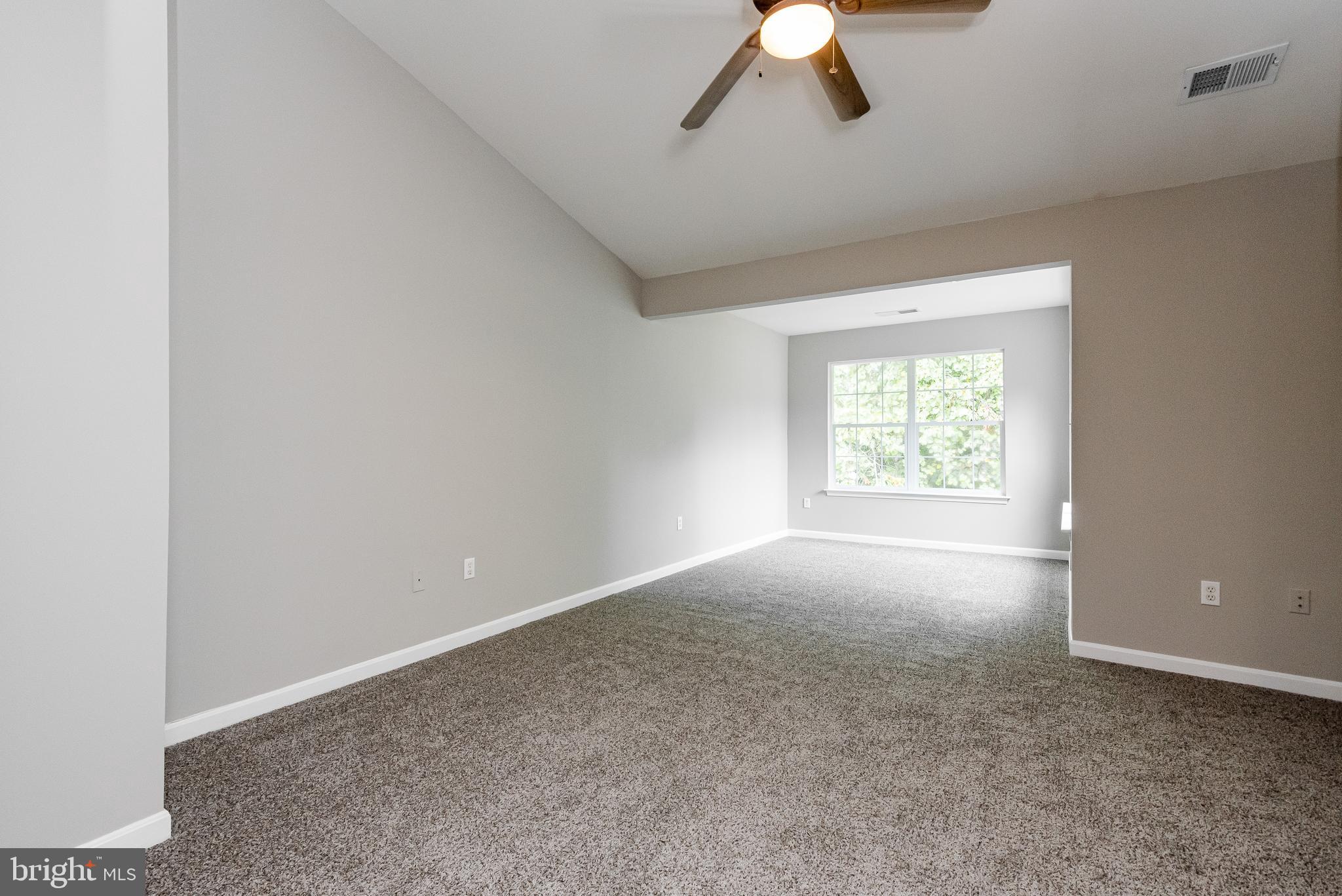 SEVEN OAKS - Residential