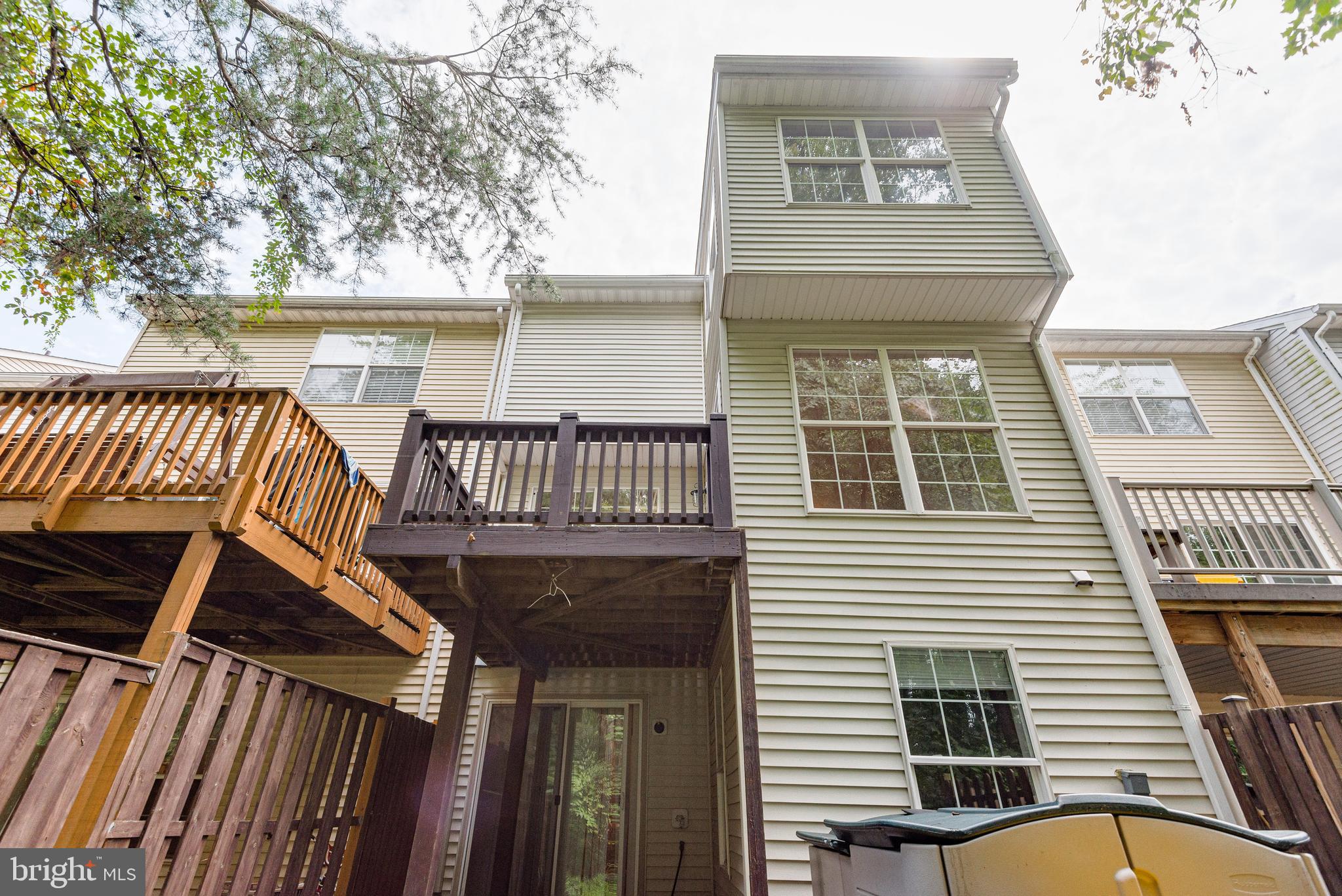 SEVEN OAKS - Residential