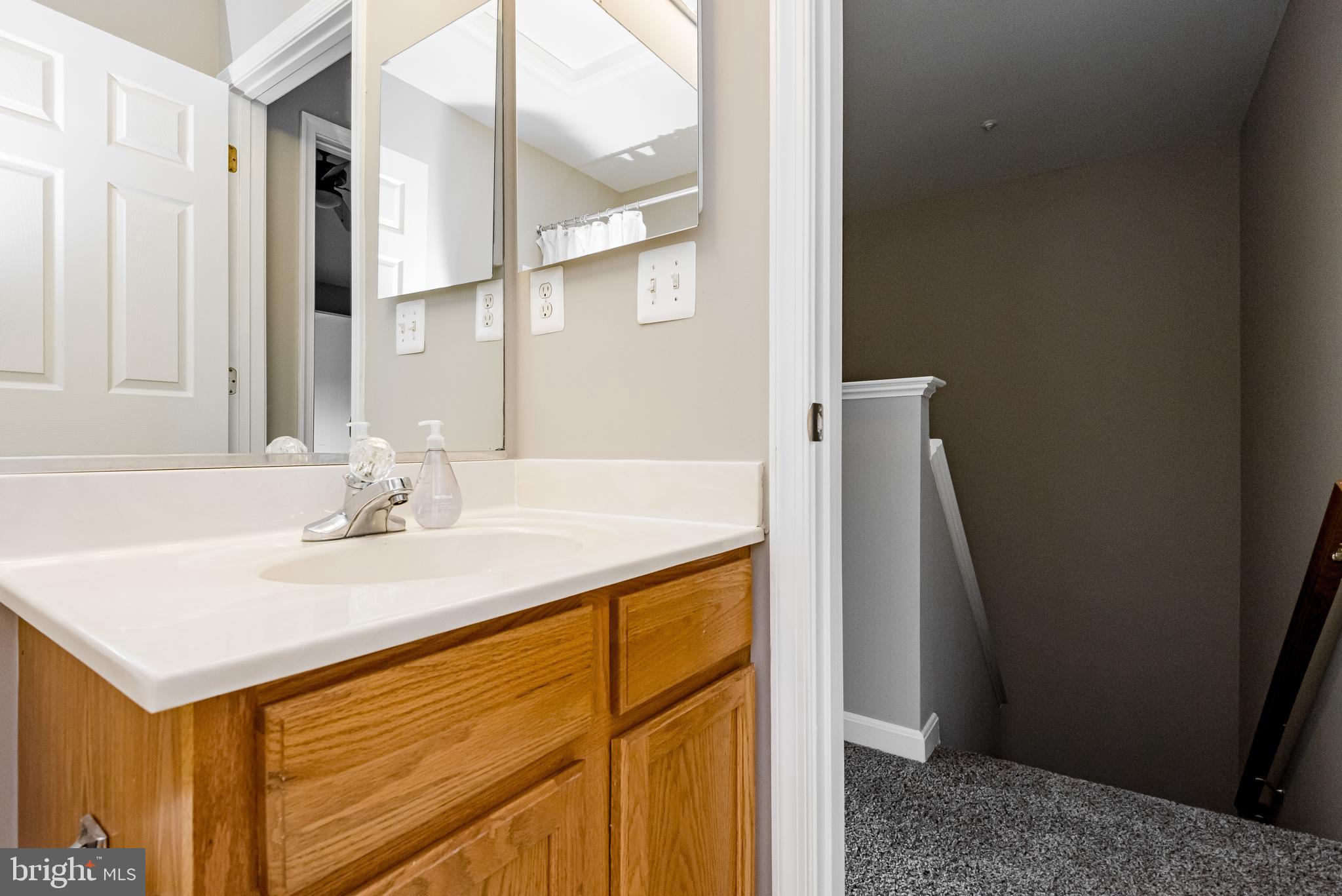 SEVEN OAKS - Residential