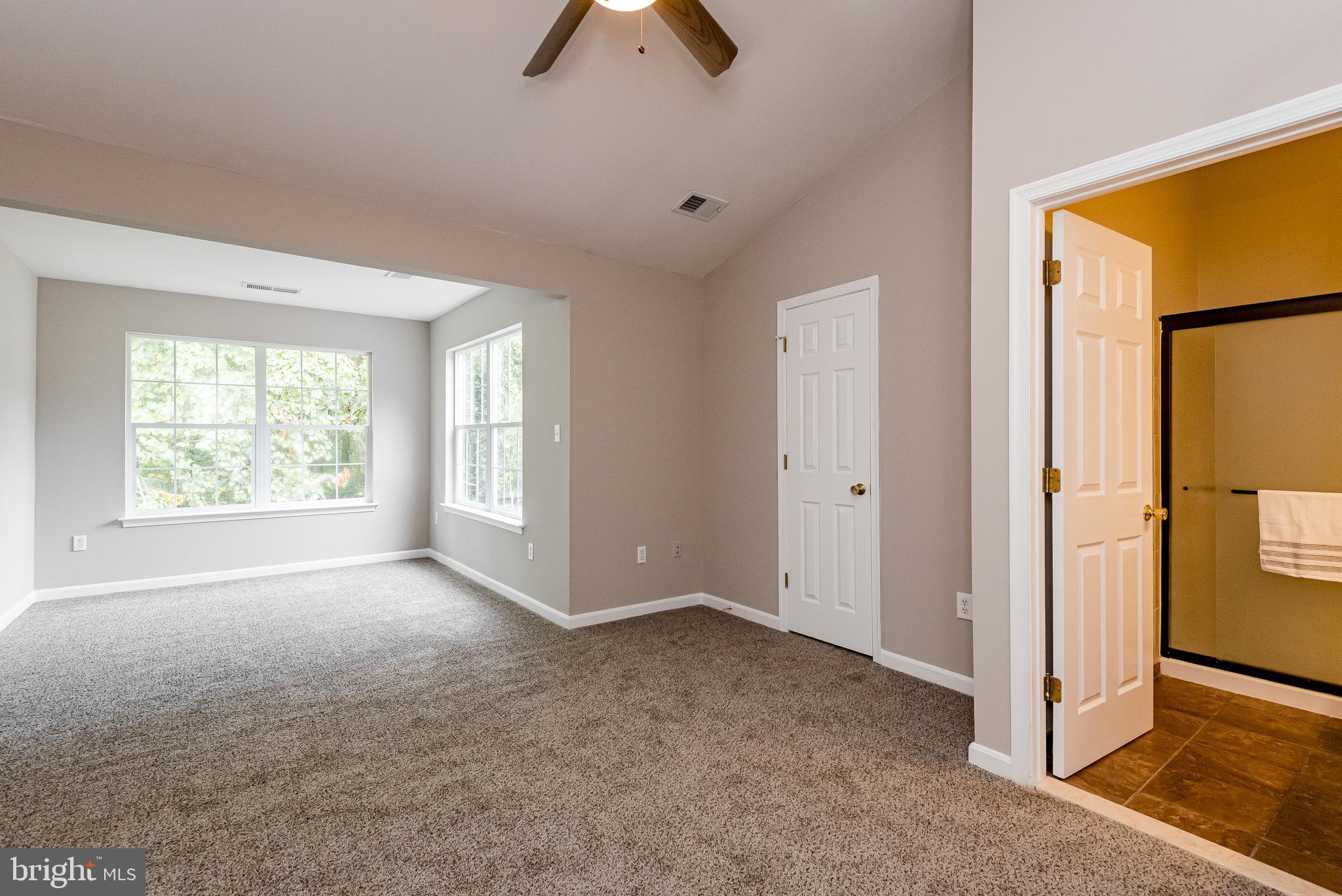 SEVEN OAKS - Residential