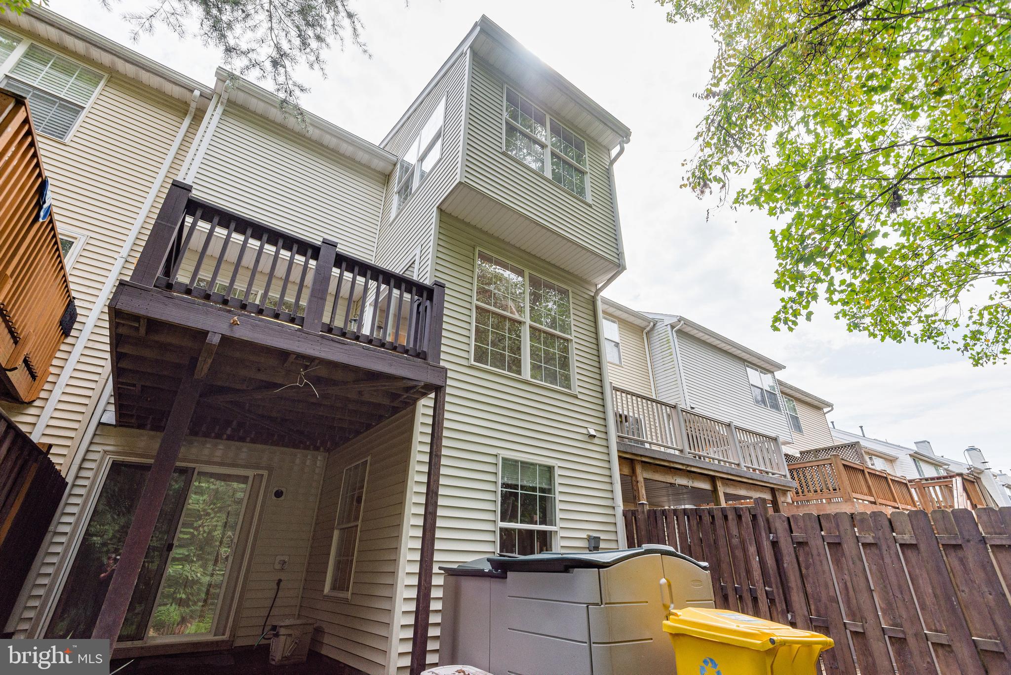 SEVEN OAKS - Residential