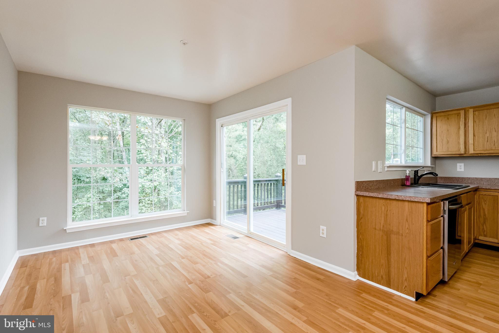 SEVEN OAKS - Residential