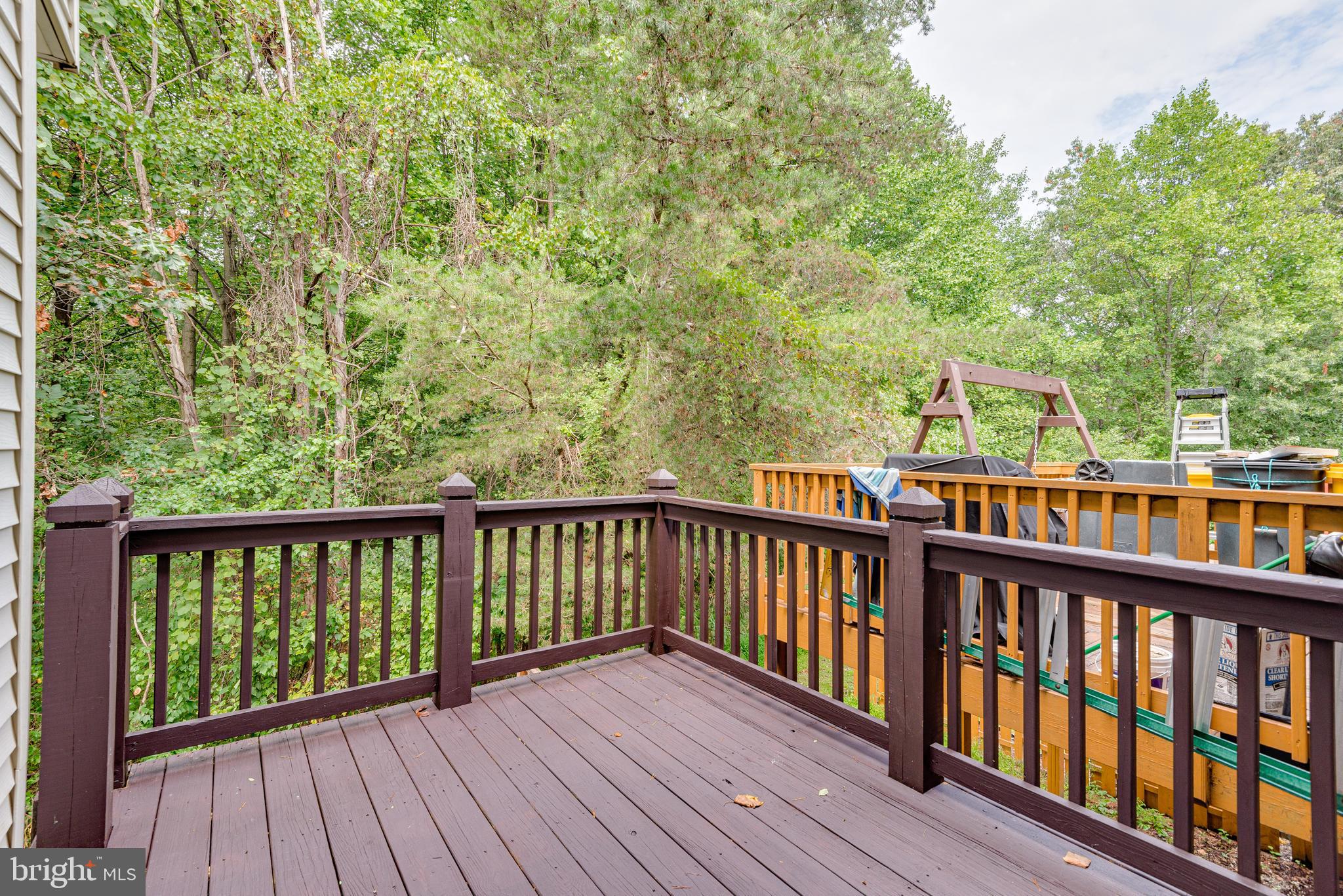 SEVEN OAKS - Residential