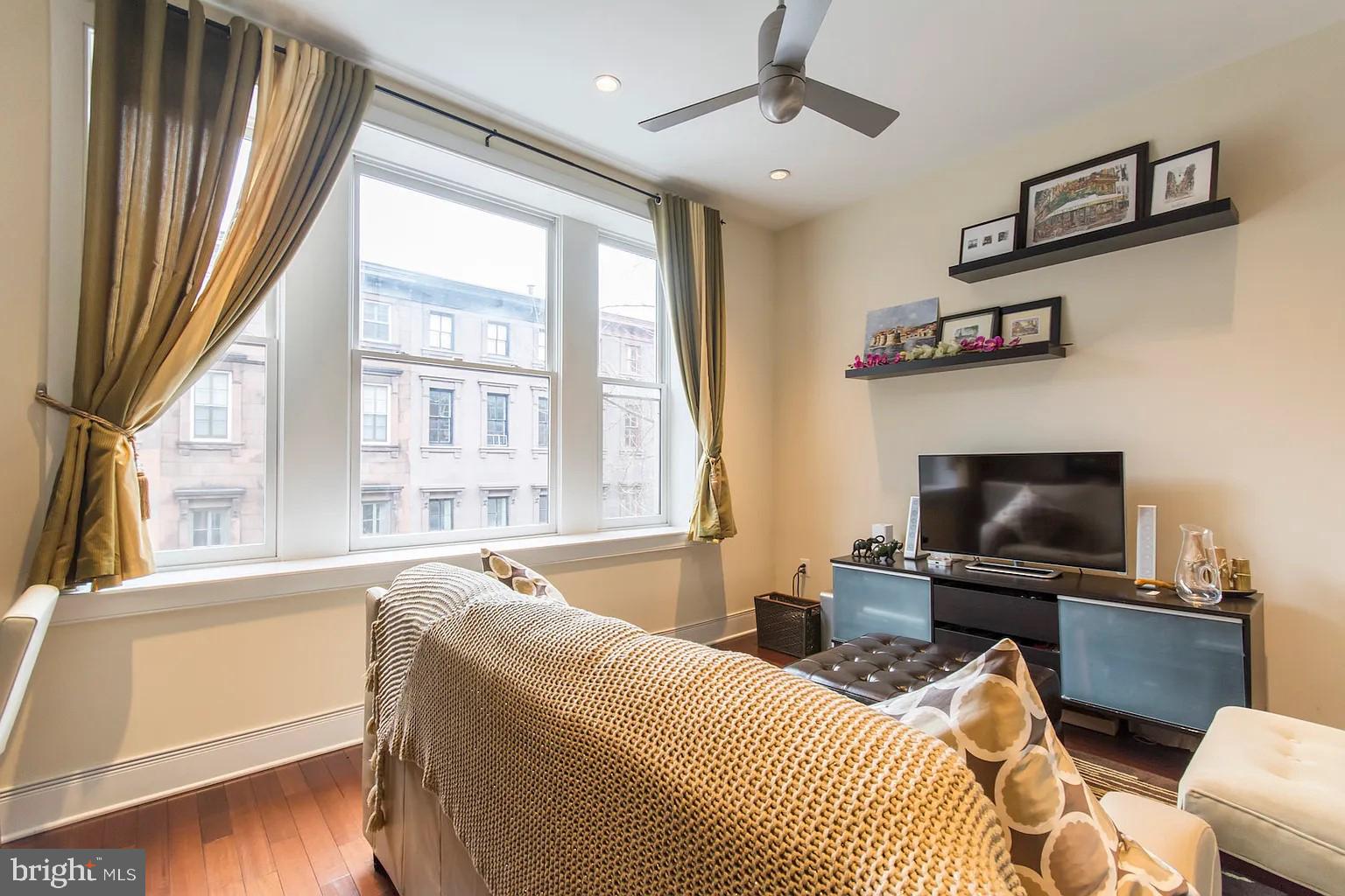 RITTENHOUSE SQUARE - Residential Lease