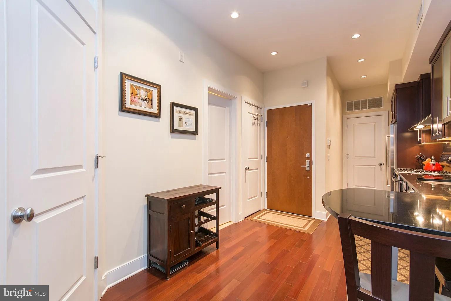 RITTENHOUSE SQUARE - Residential Lease