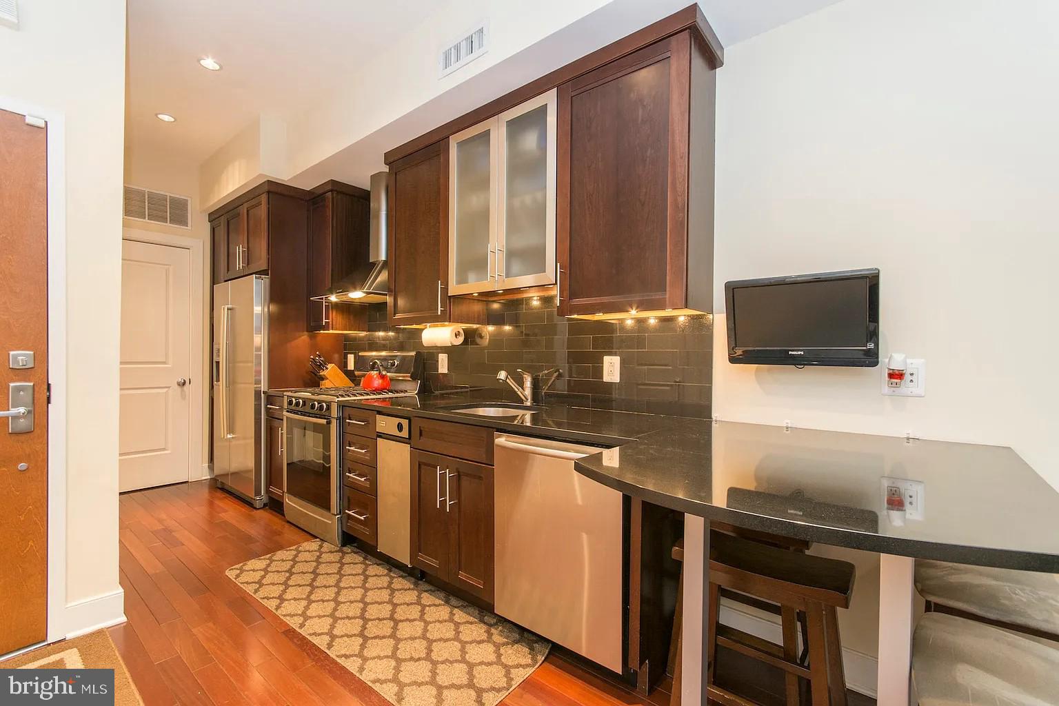 RITTENHOUSE SQUARE - Residential Lease