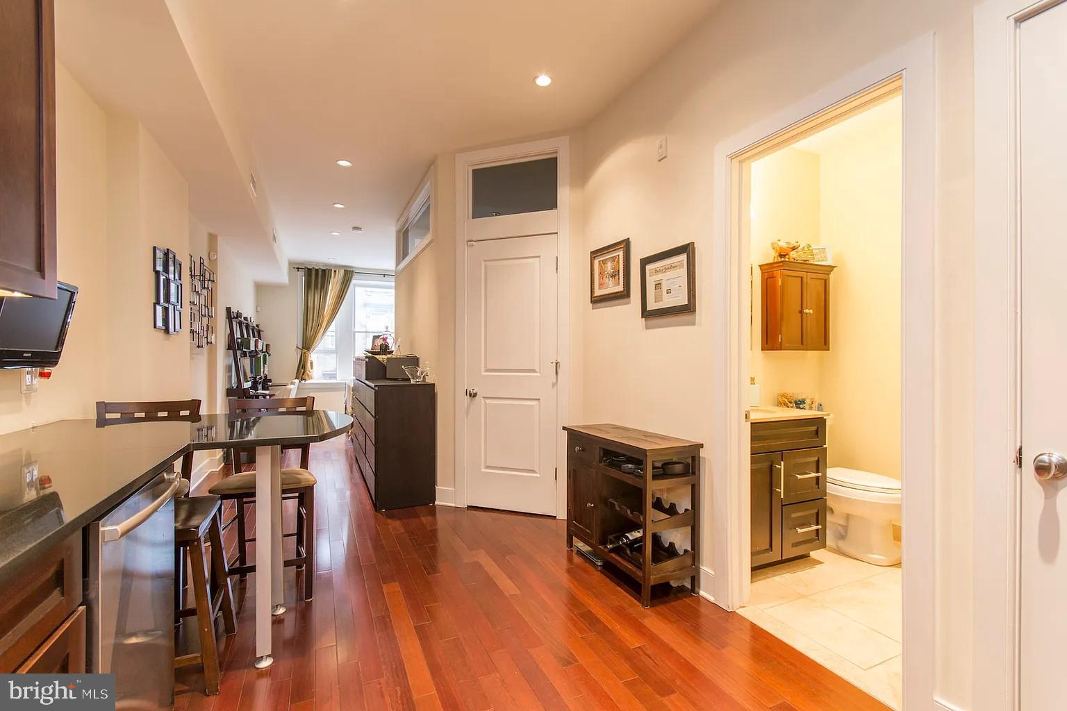 RITTENHOUSE SQUARE - Residential Lease