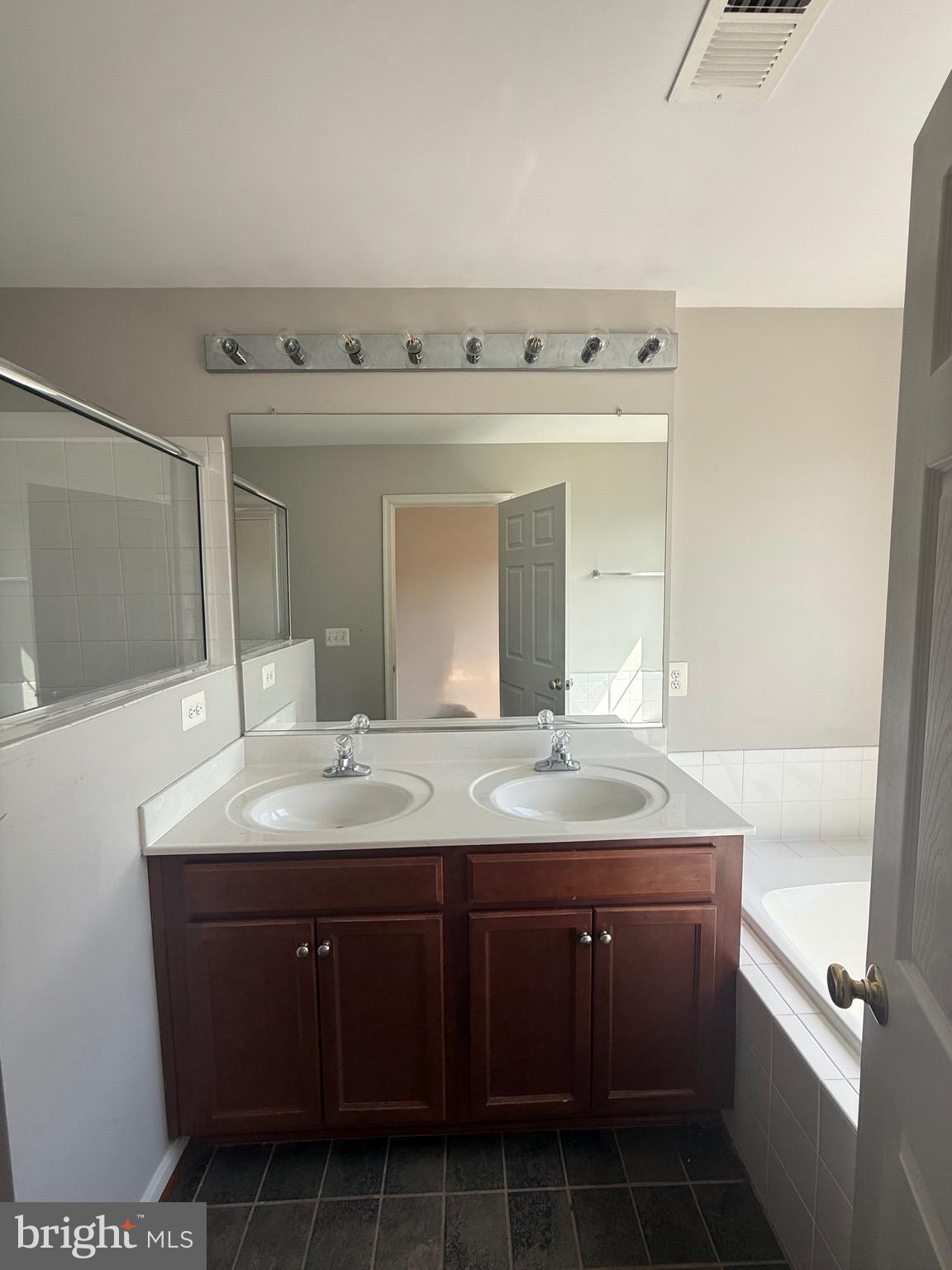 BERKELEY RIDGE - Residential Lease