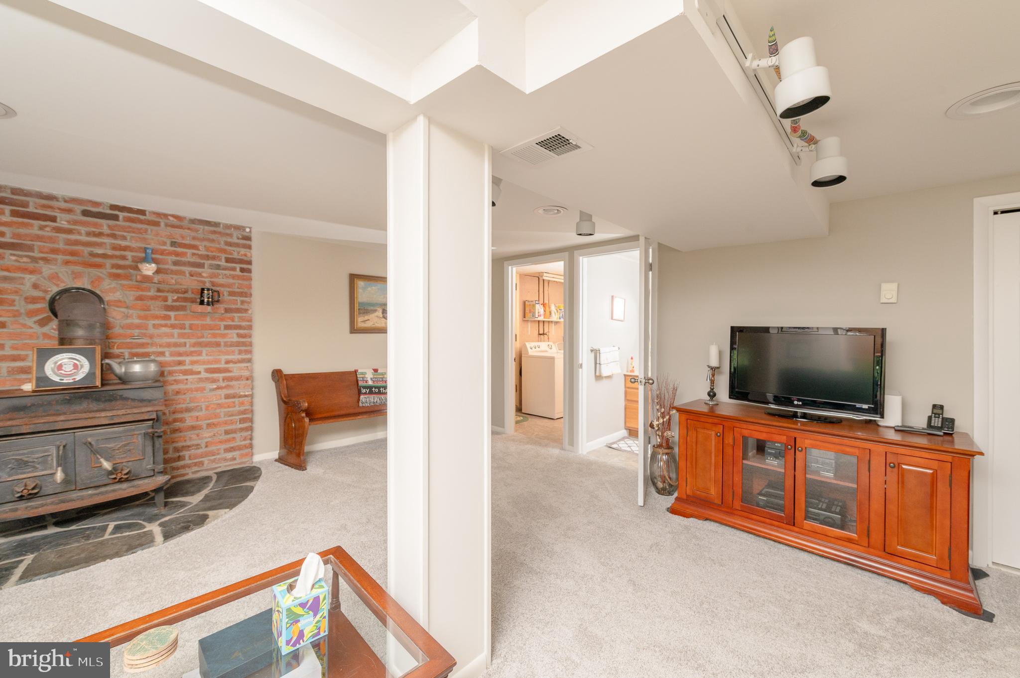 GENTRY HEIGHTS - Residential